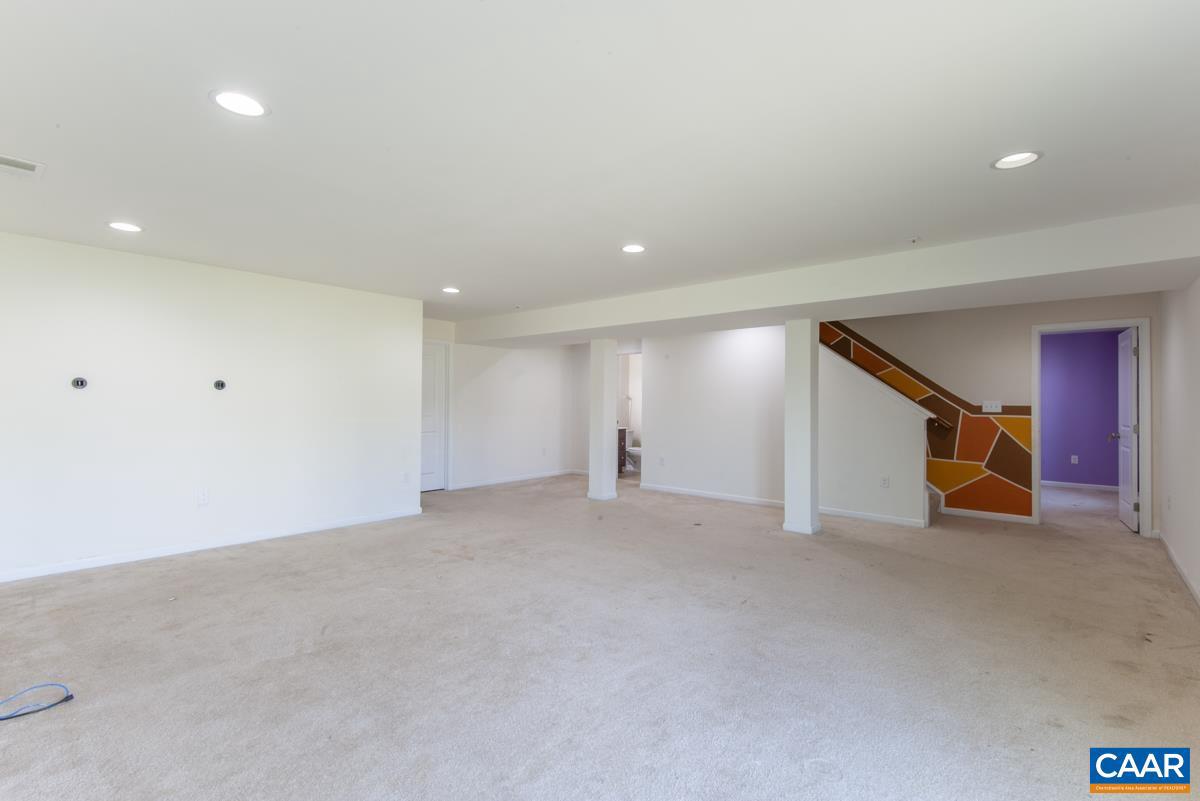 CONISTON MANOR - Residential