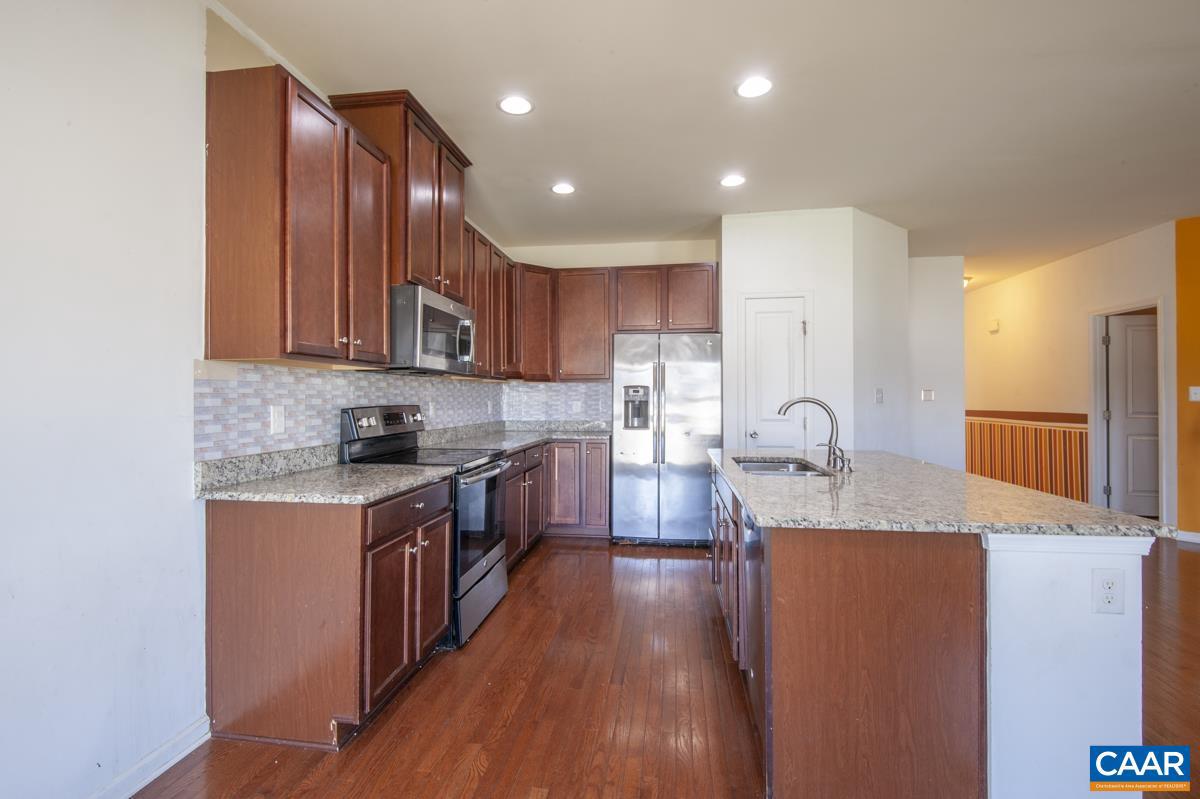 CONISTON MANOR - Residential