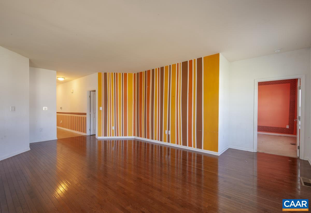 CONISTON MANOR - Residential