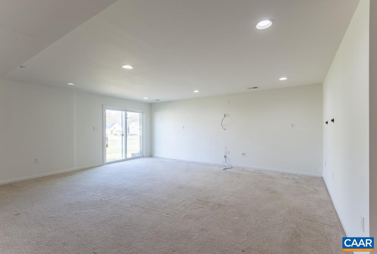 CONISTON MANOR - Residential