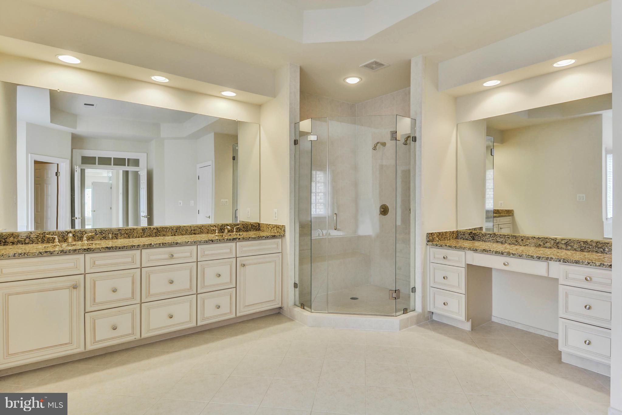 THE RESERVE - Residential