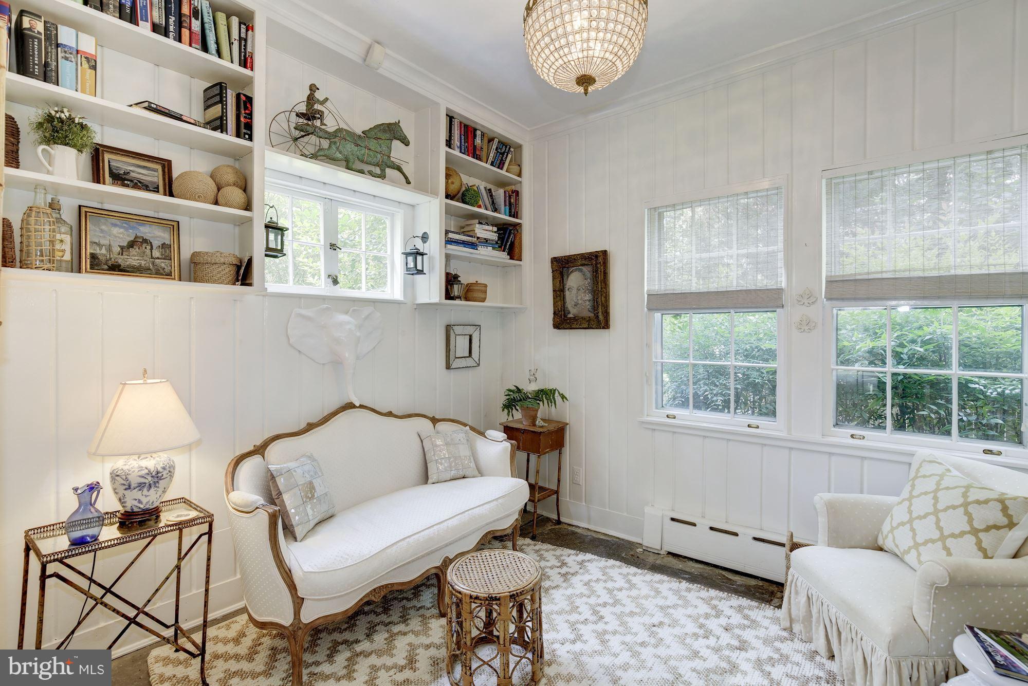 CHEVY CHASE - Residential