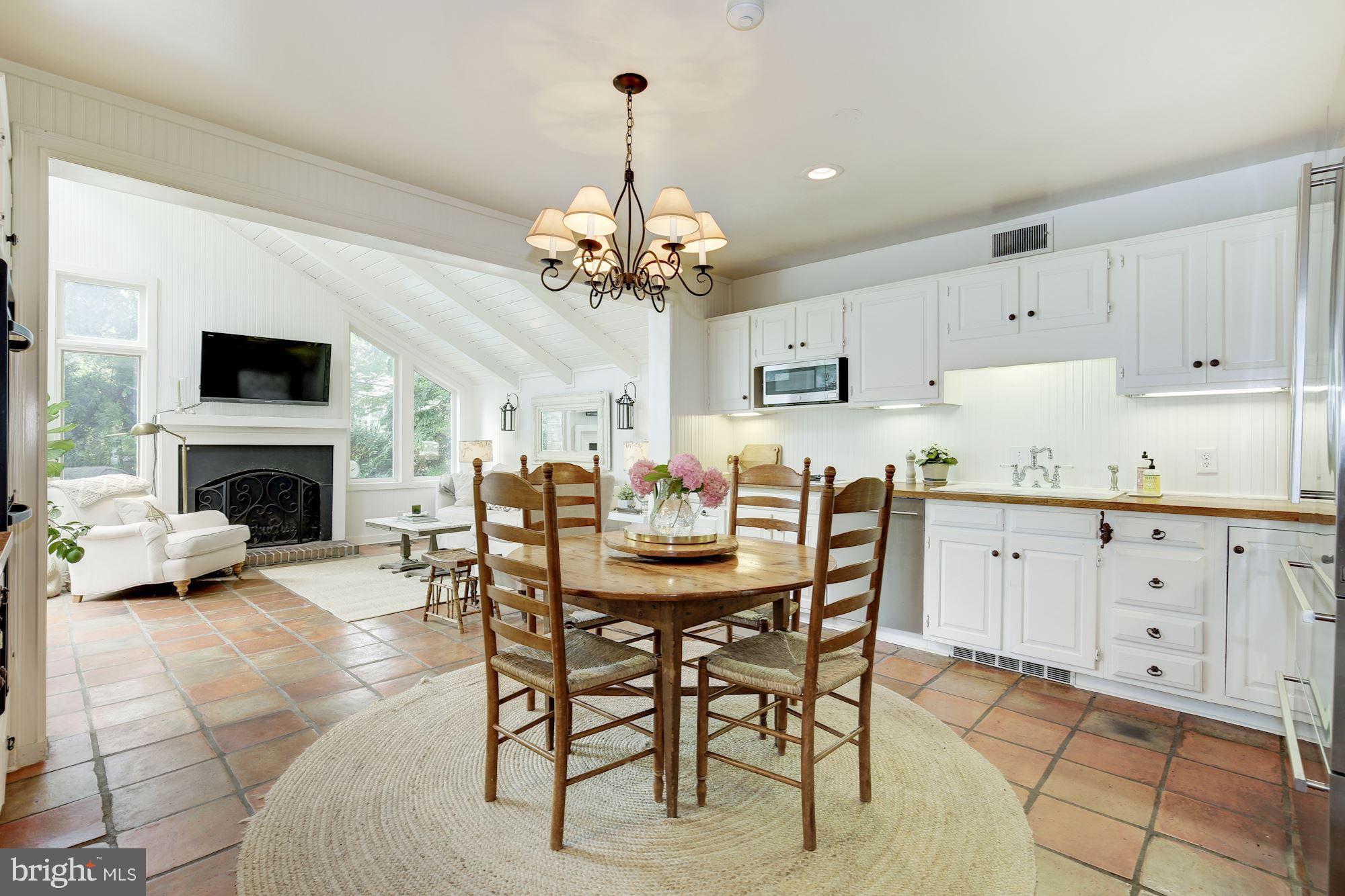 CHEVY CHASE - Residential