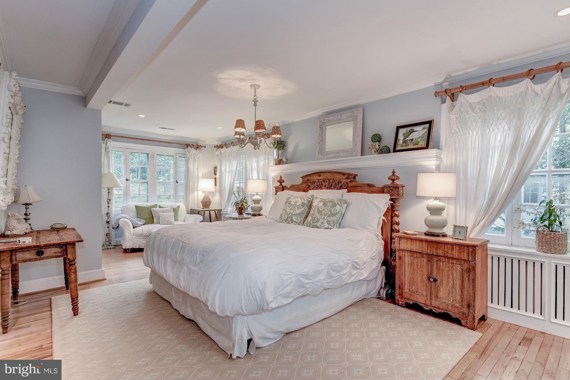 CHEVY CHASE - Residential