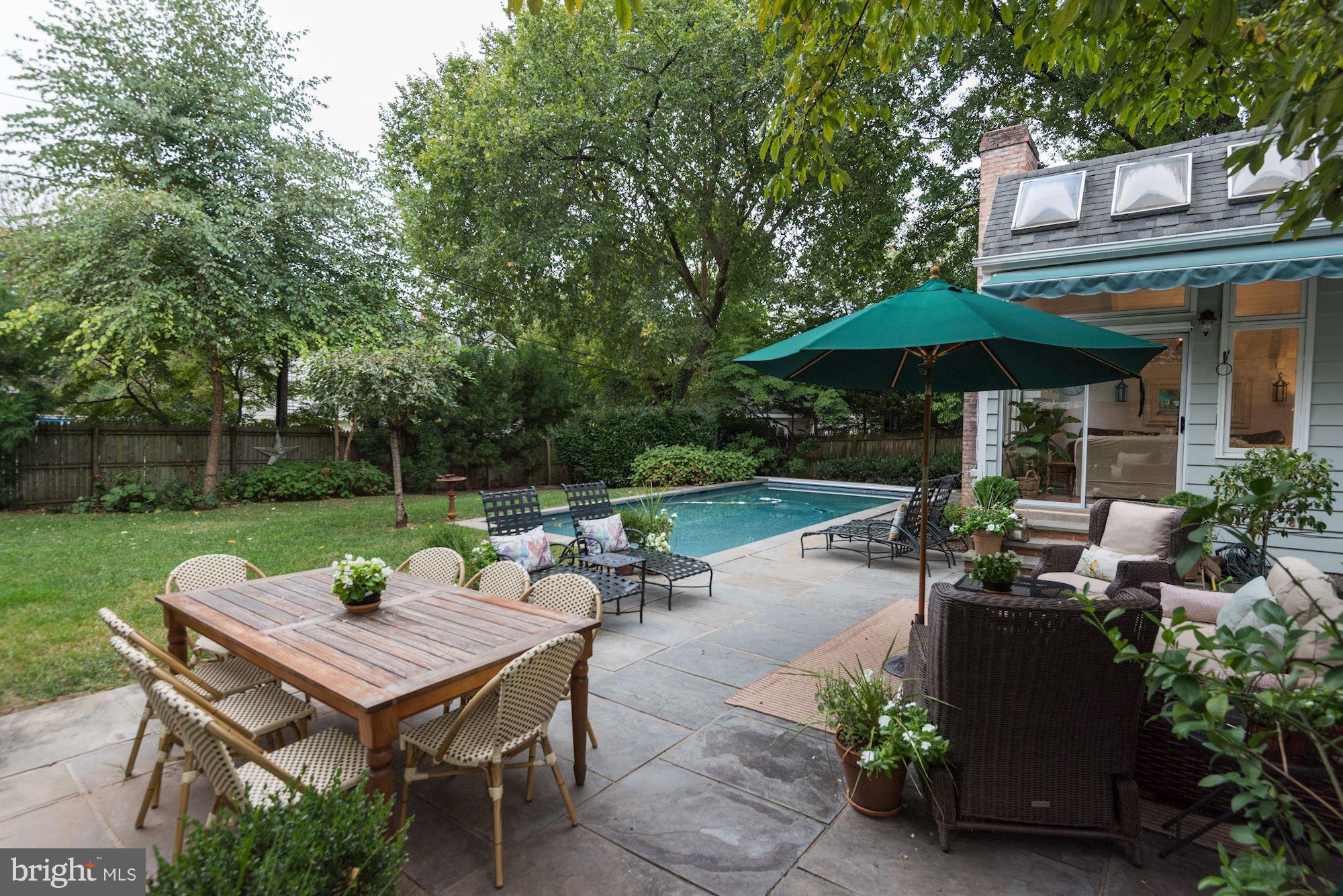 CHEVY CHASE - Residential