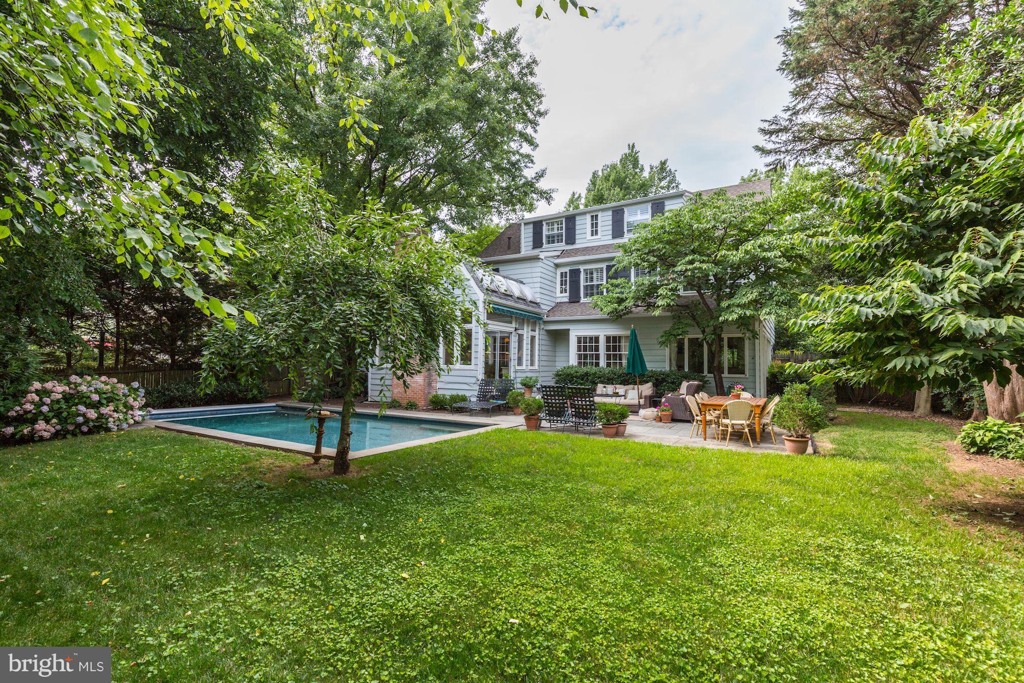 CHEVY CHASE - Residential