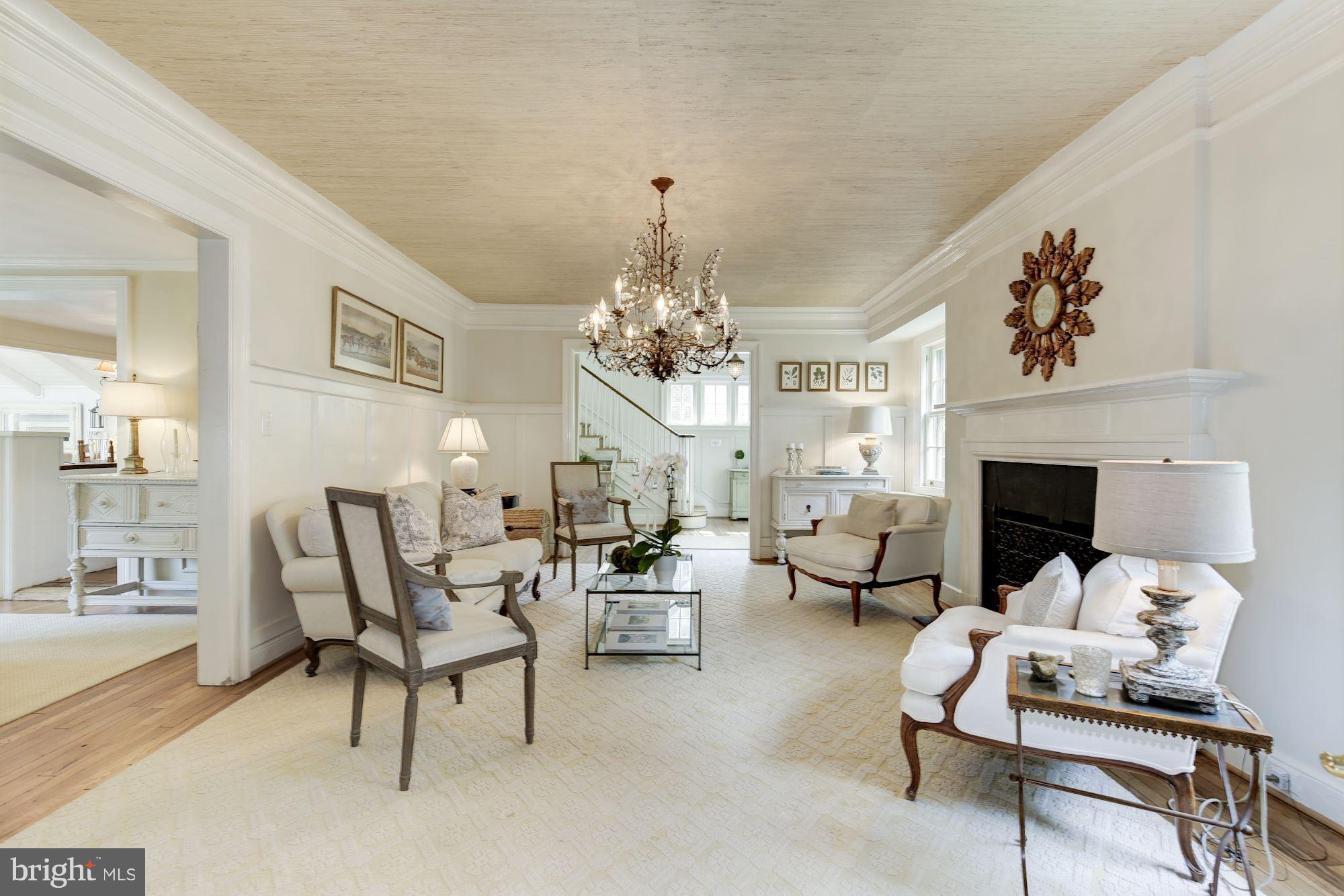 CHEVY CHASE - Residential