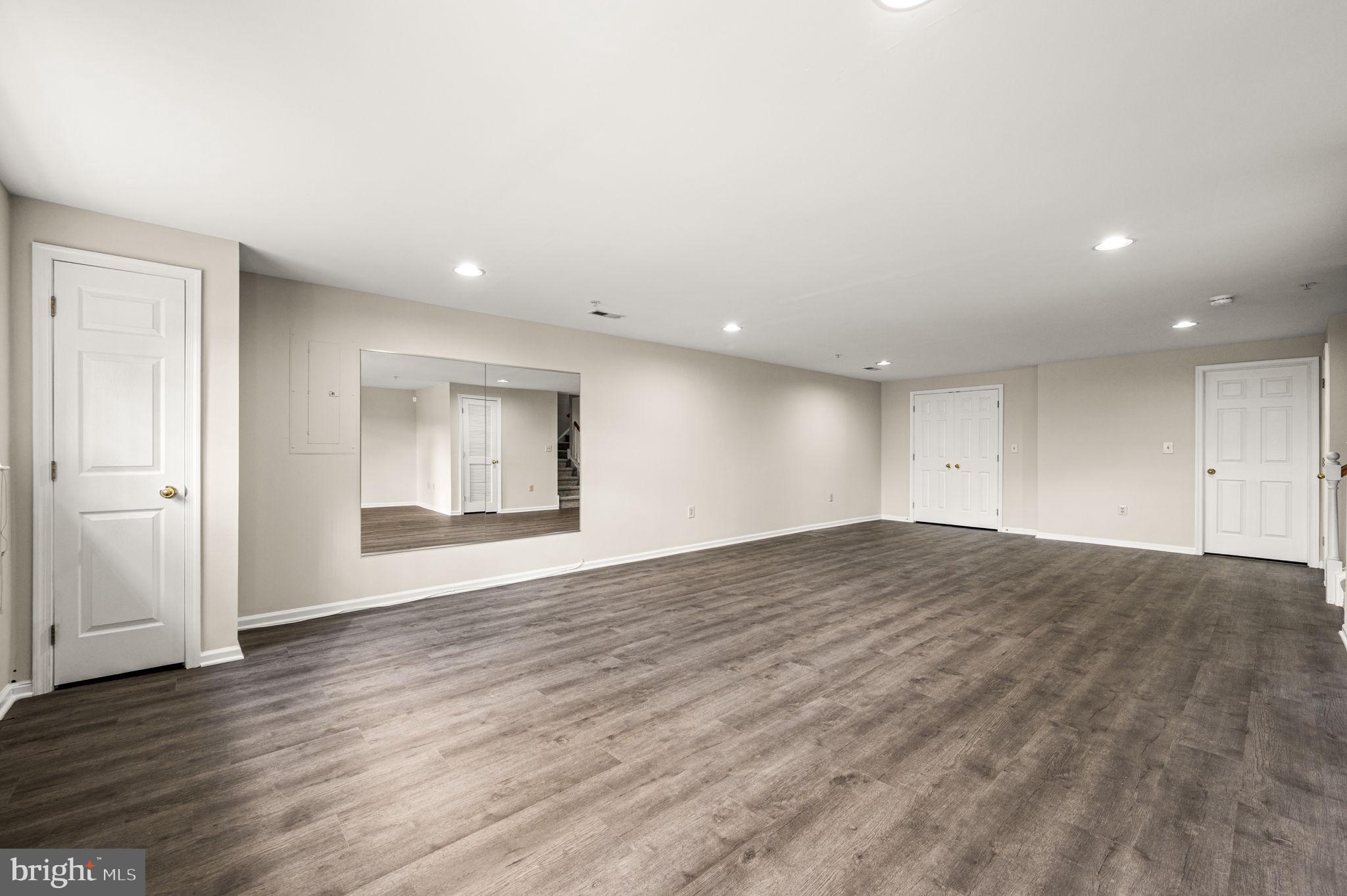 DEER CREEK - Residential