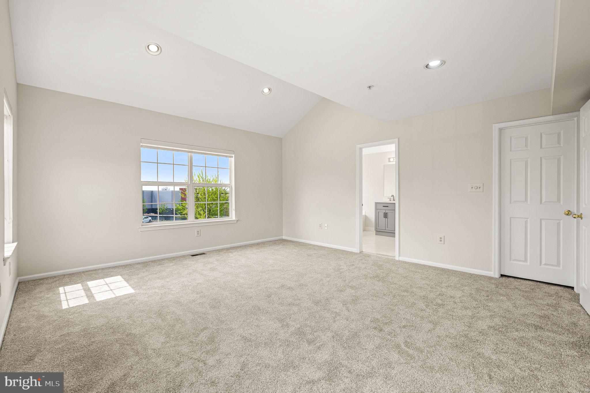 DEER CREEK - Residential