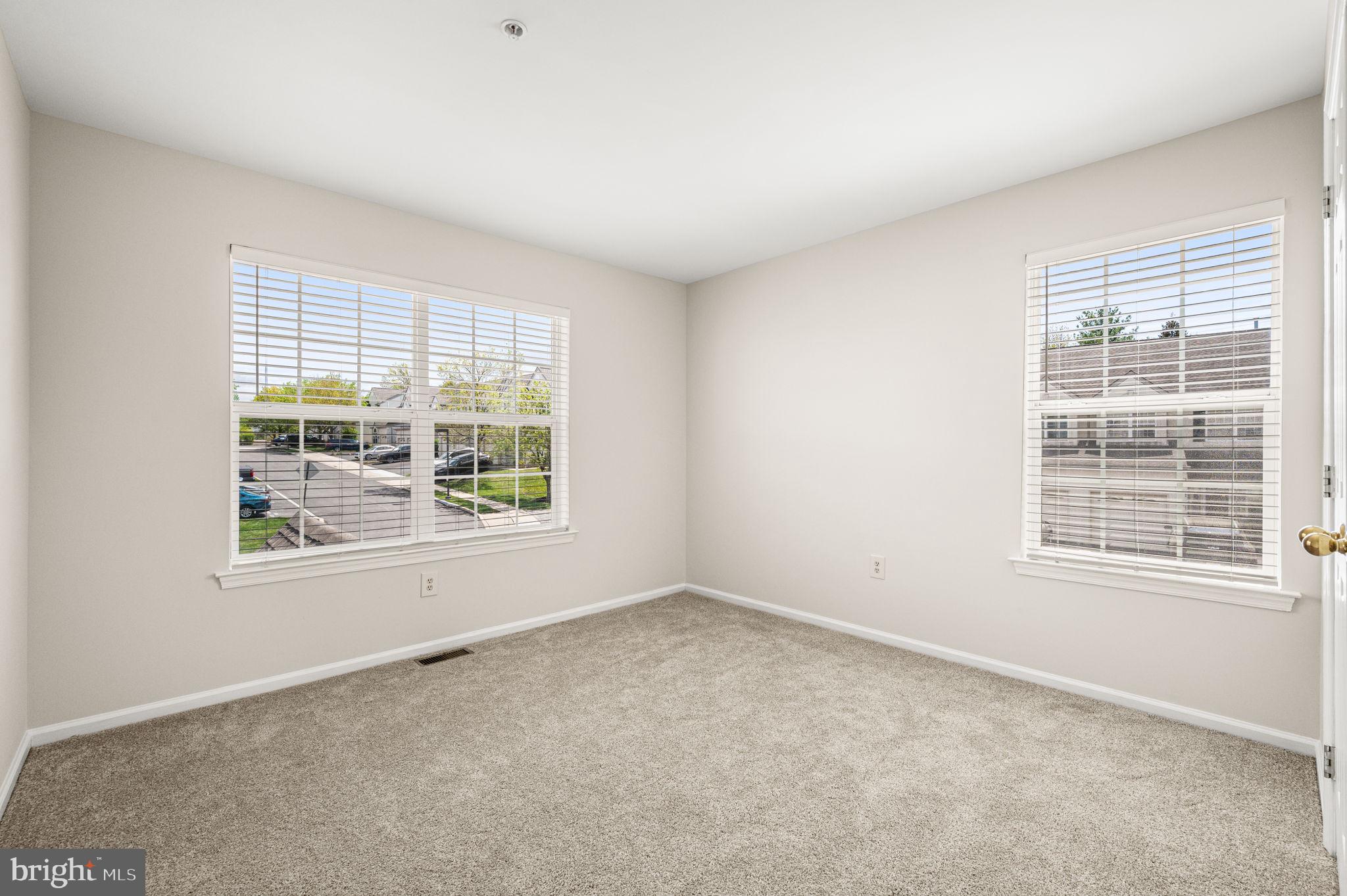 DEER CREEK - Residential