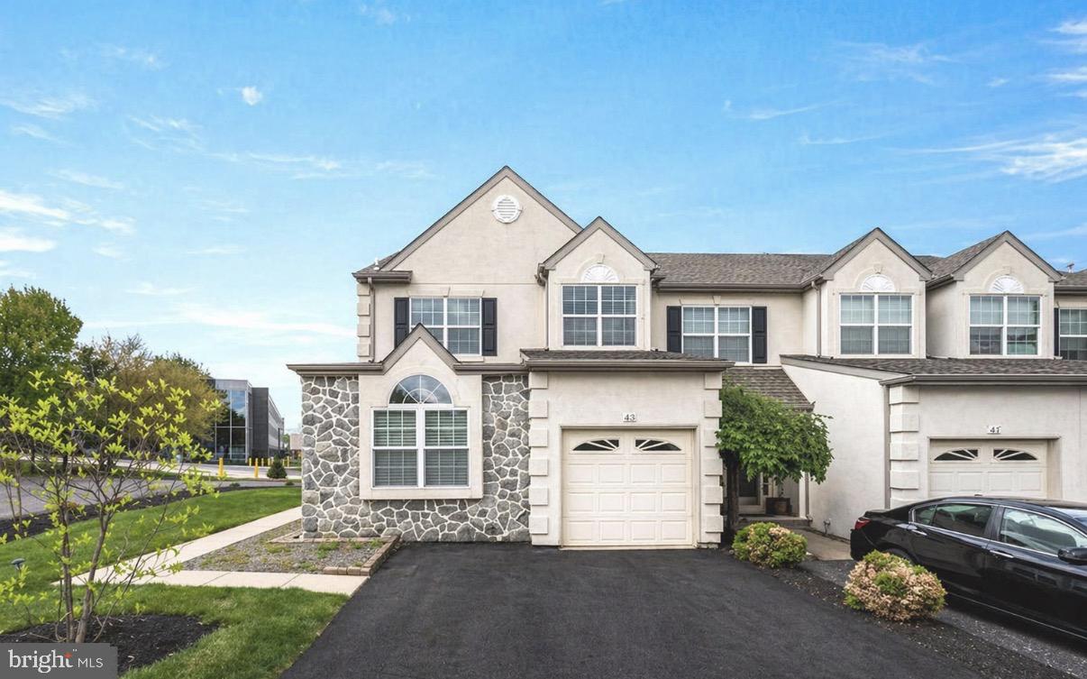 DEER CREEK - Residential