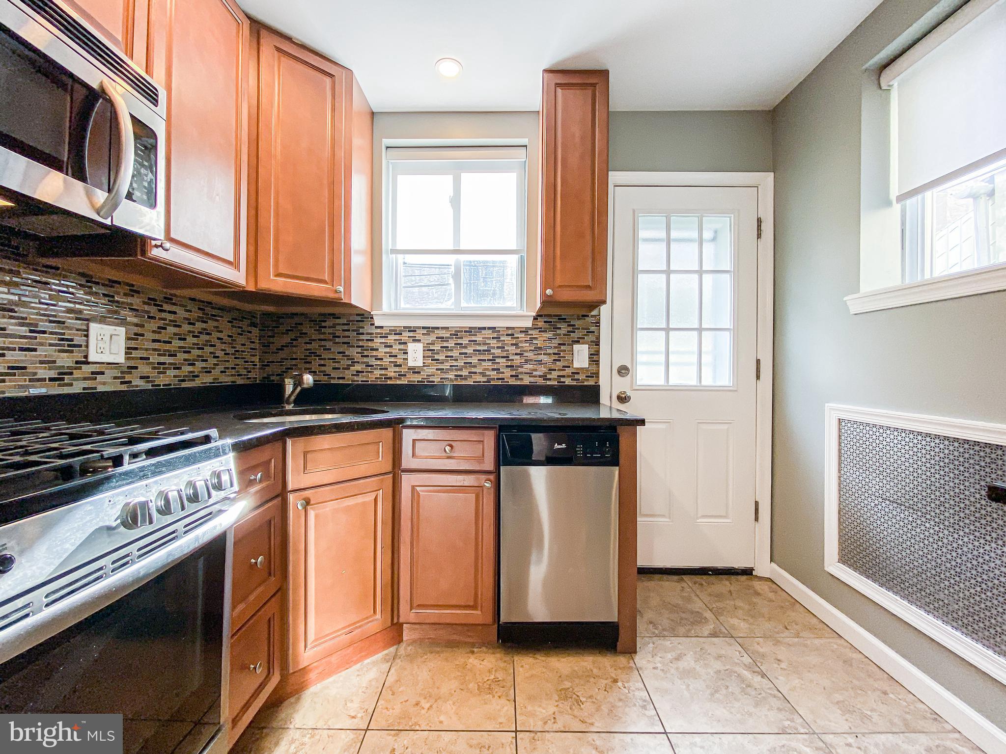 EAST PASSYUNK CROSSING - Residential