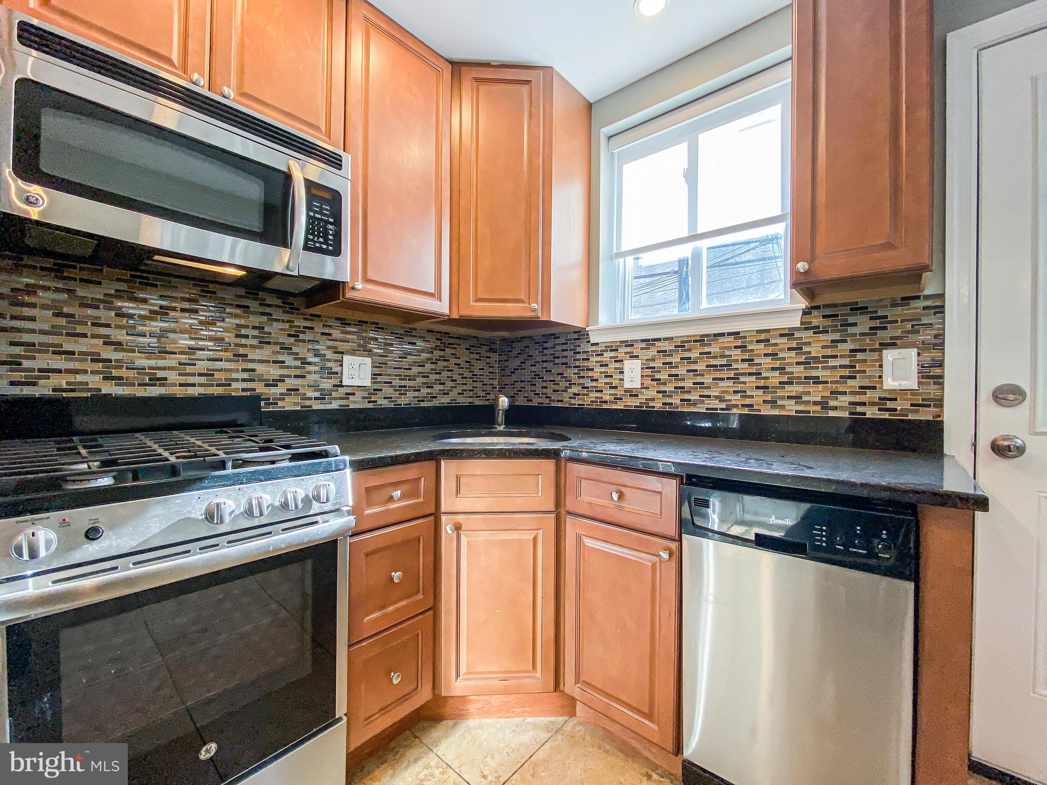 EAST PASSYUNK CROSSING - Residential