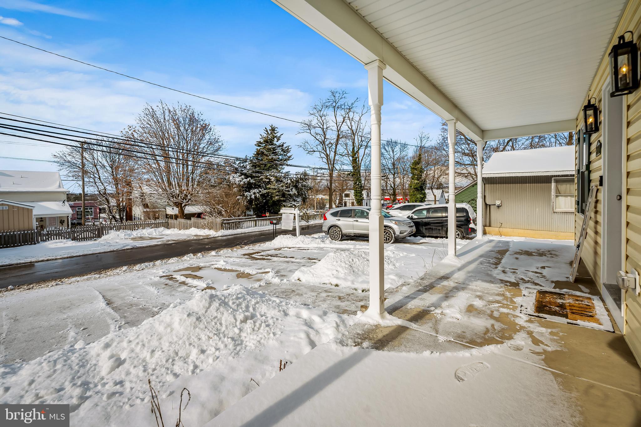 3261 LONG LANE