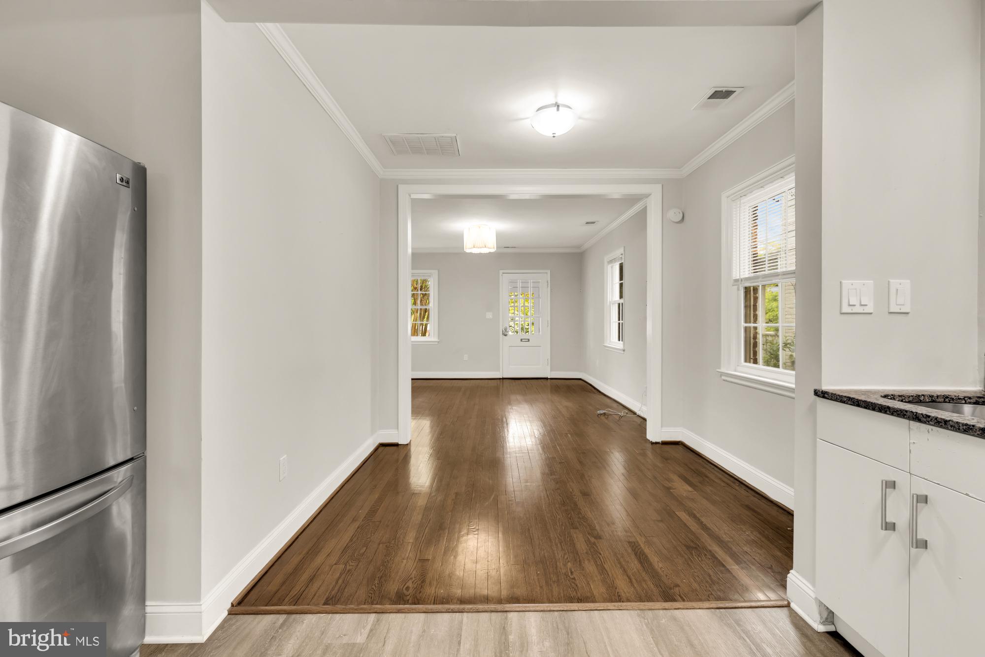CRESTVIEW - Residential