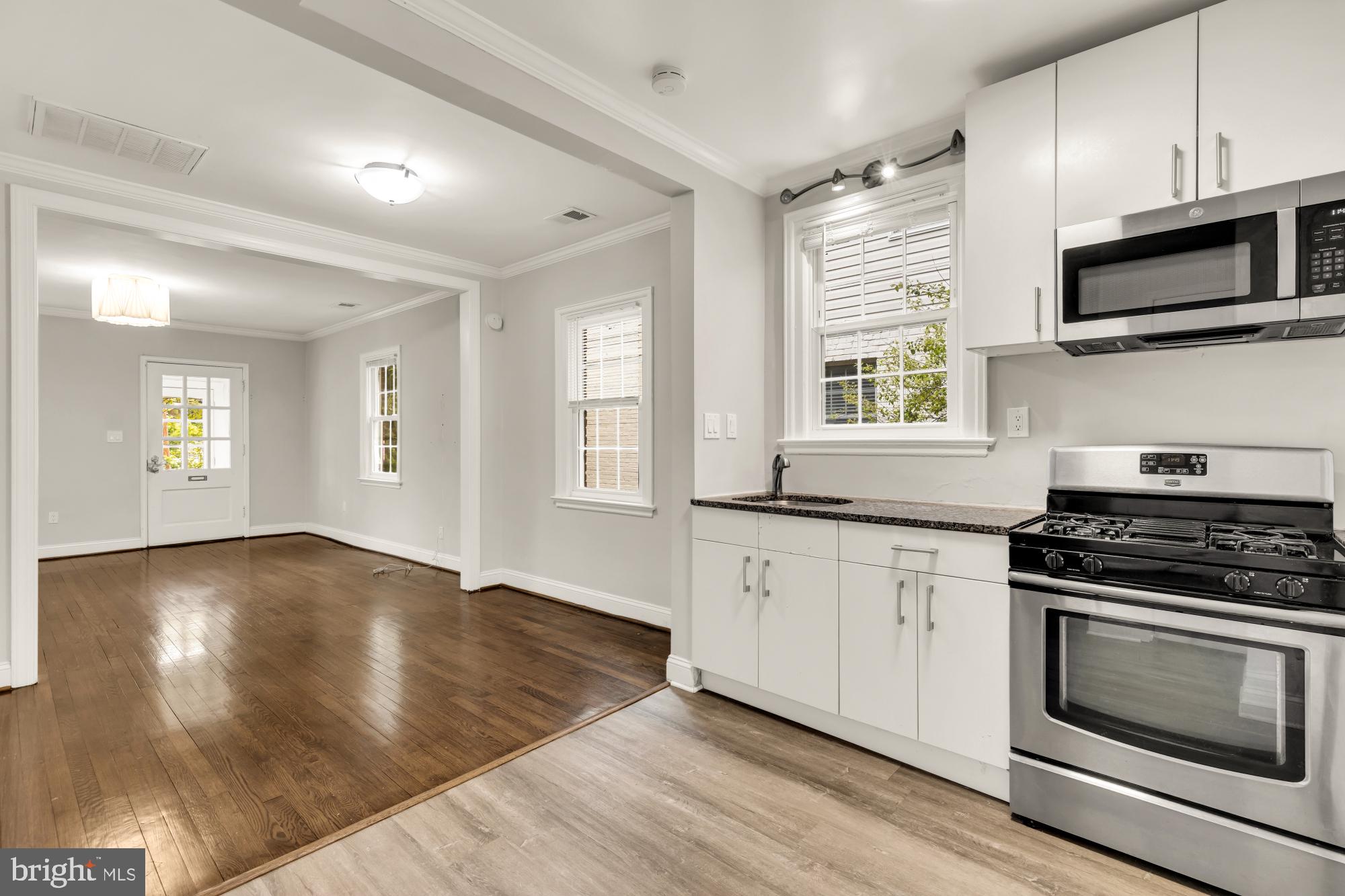 CRESTVIEW - Residential