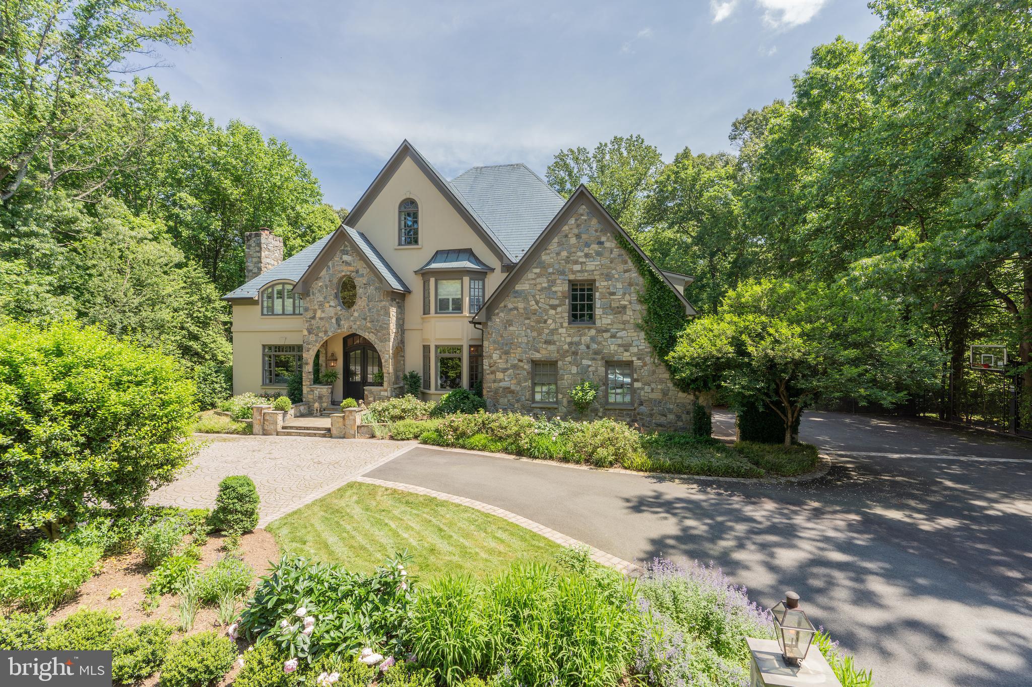 HANNAH HILLS - Residential