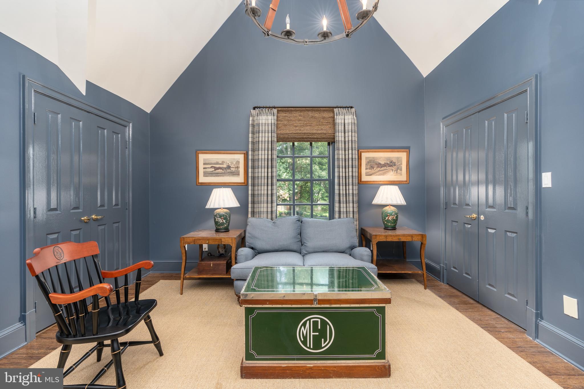 HANNAH HILLS - Residential