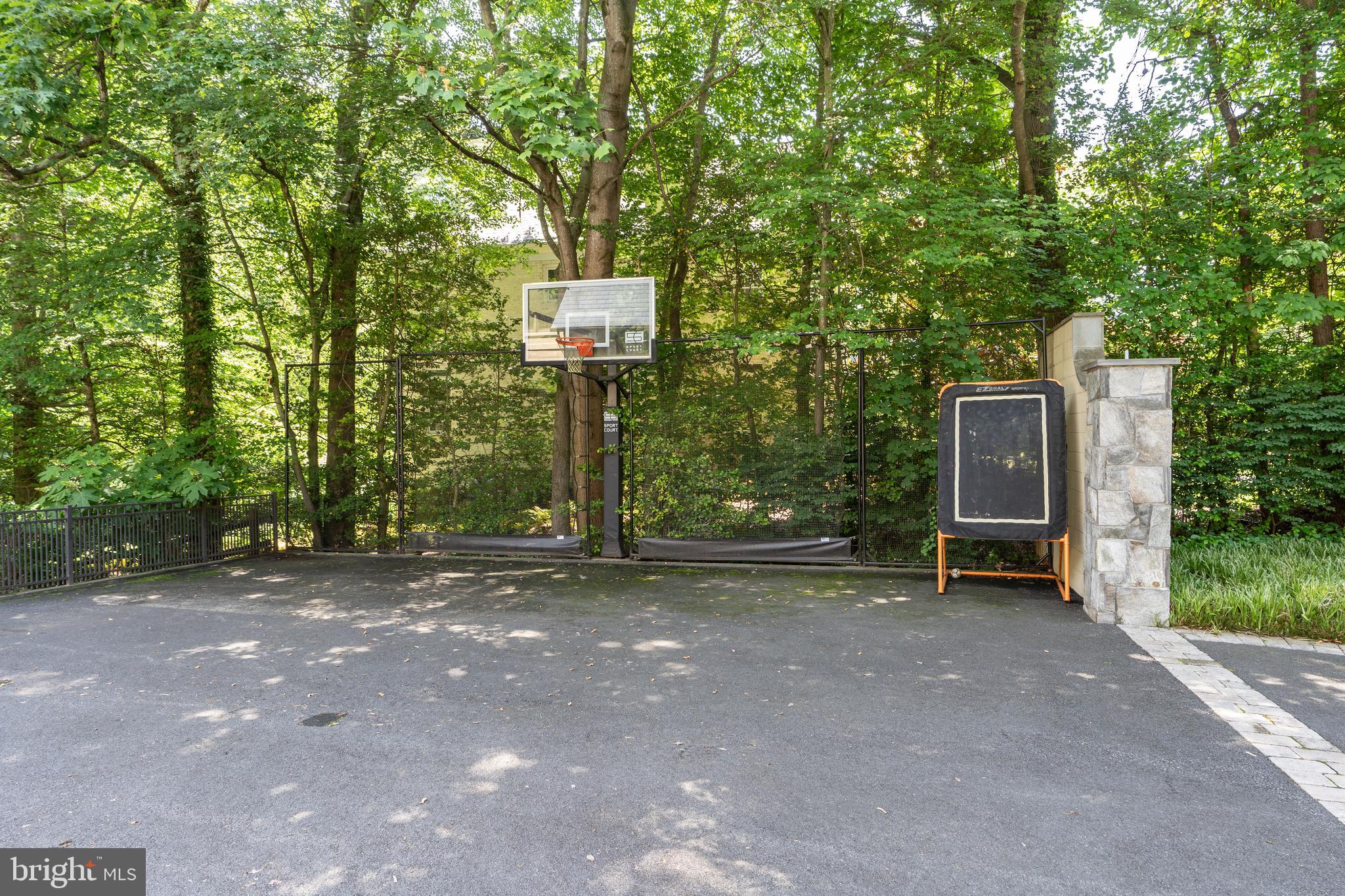 HANNAH HILLS - Residential