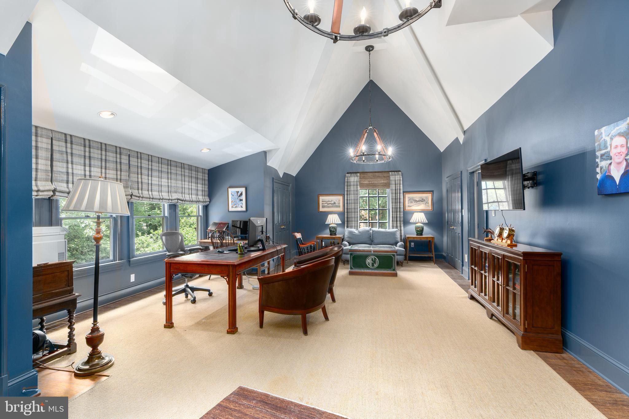 HANNAH HILLS - Residential