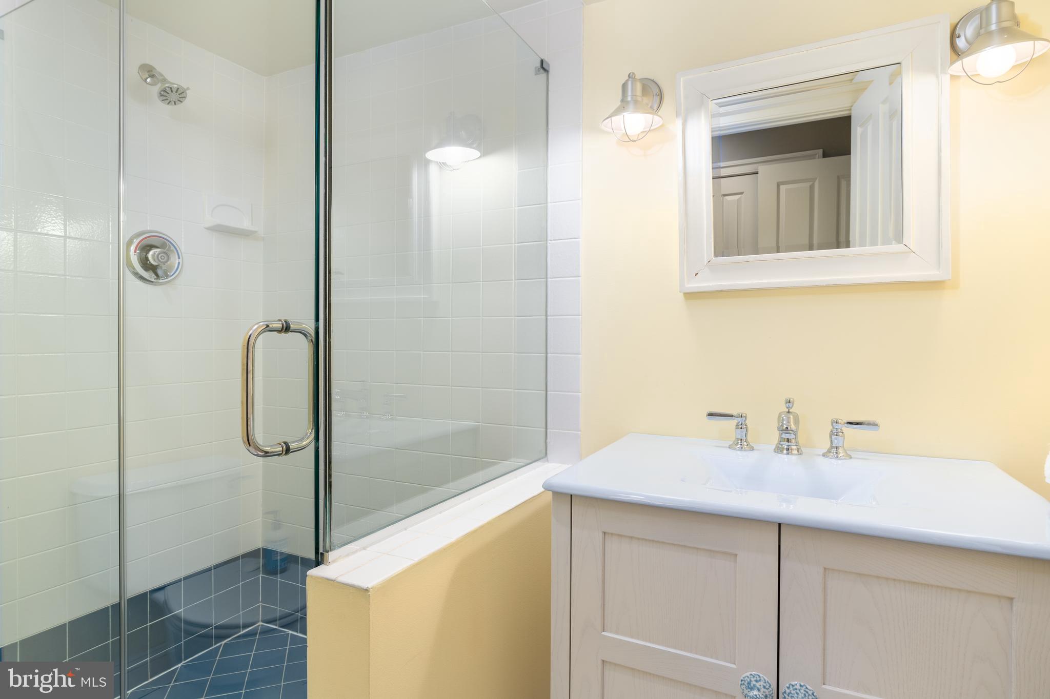 HANNAH HILLS - Residential