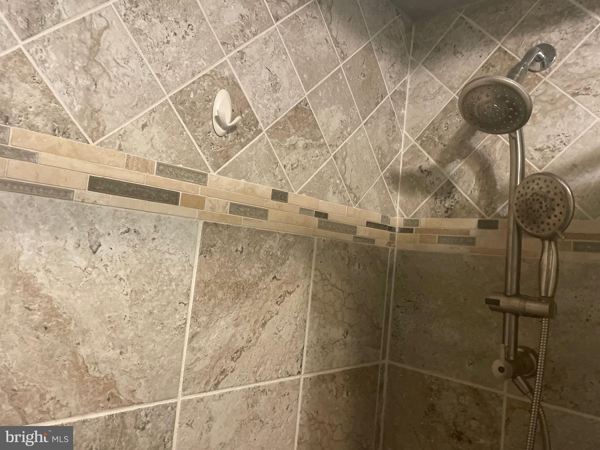 COBBS CREEK - Residential