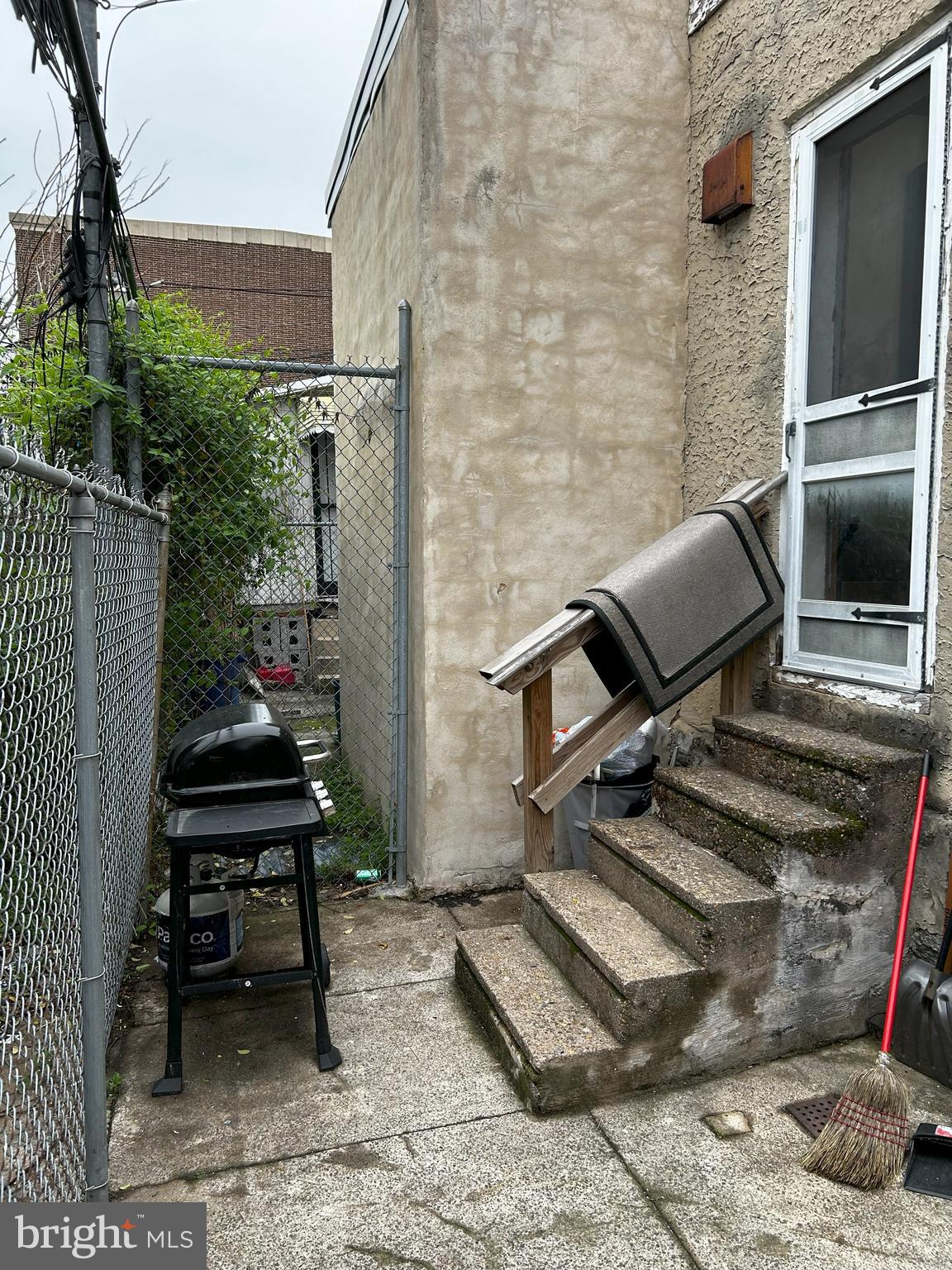 OVERBROOK - Residential