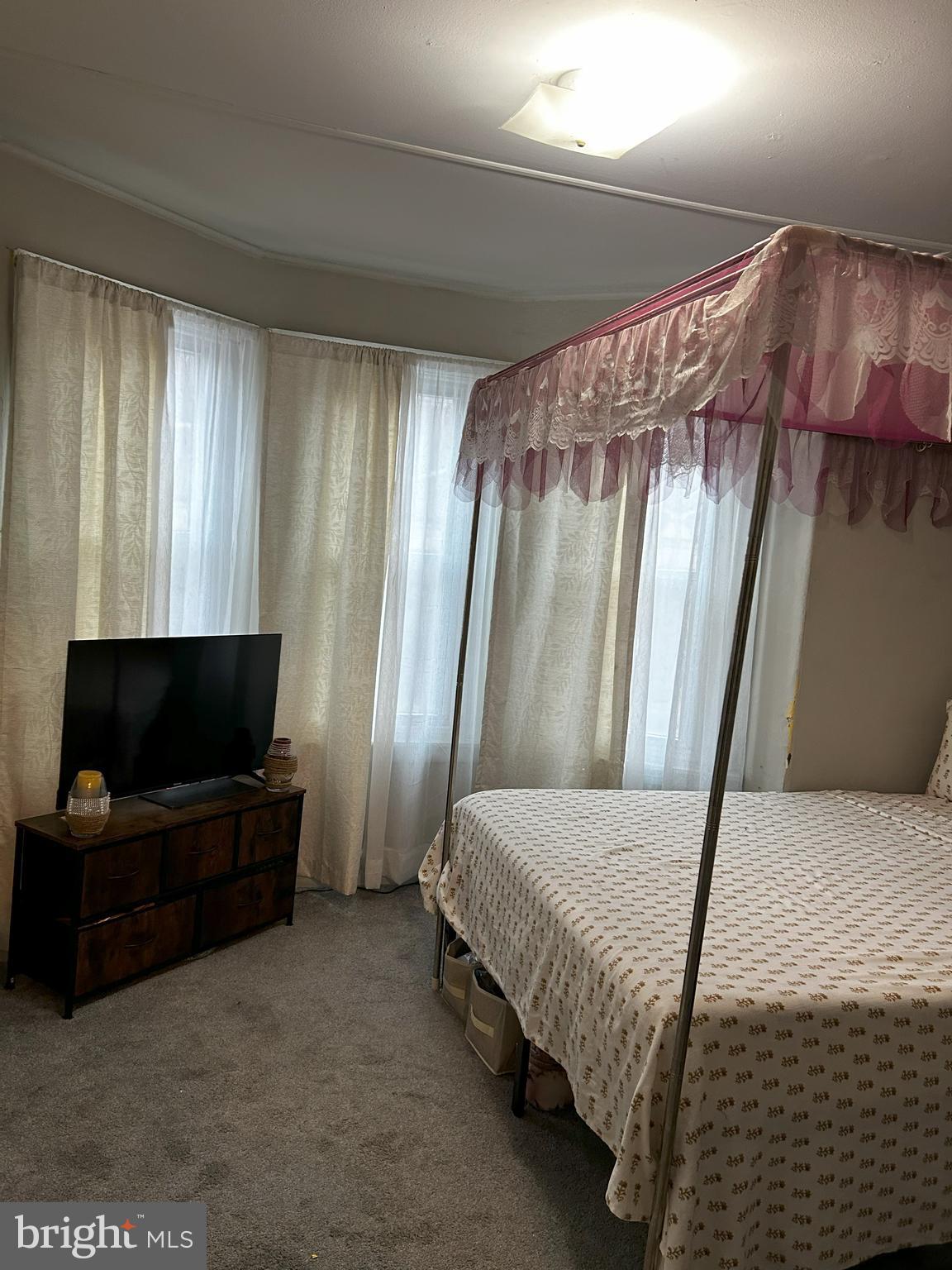 OVERBROOK - Residential