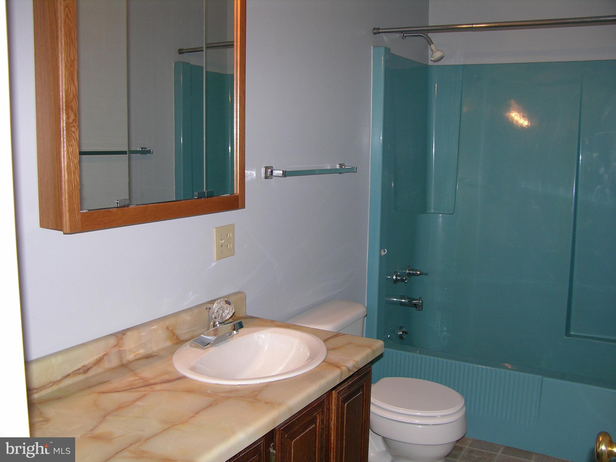 FORT ASHBY - Residential Income