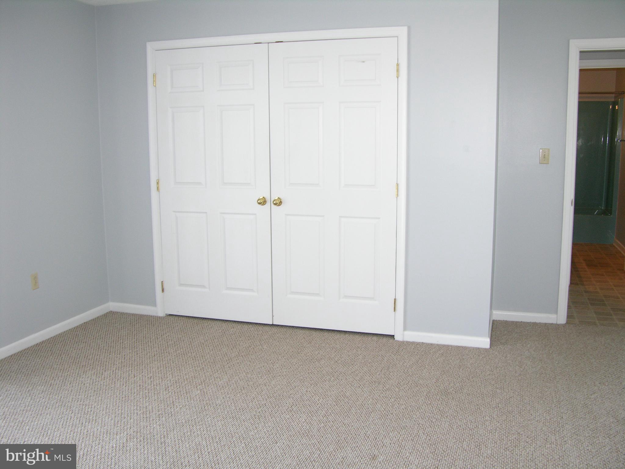 FORT ASHBY - Residential Income