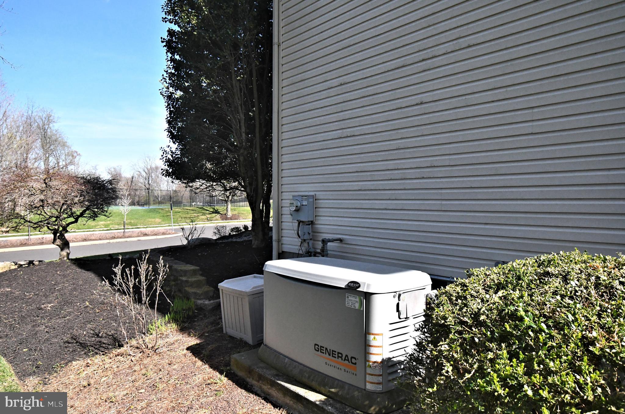 HILLS AT NORTHAMPT - Residential