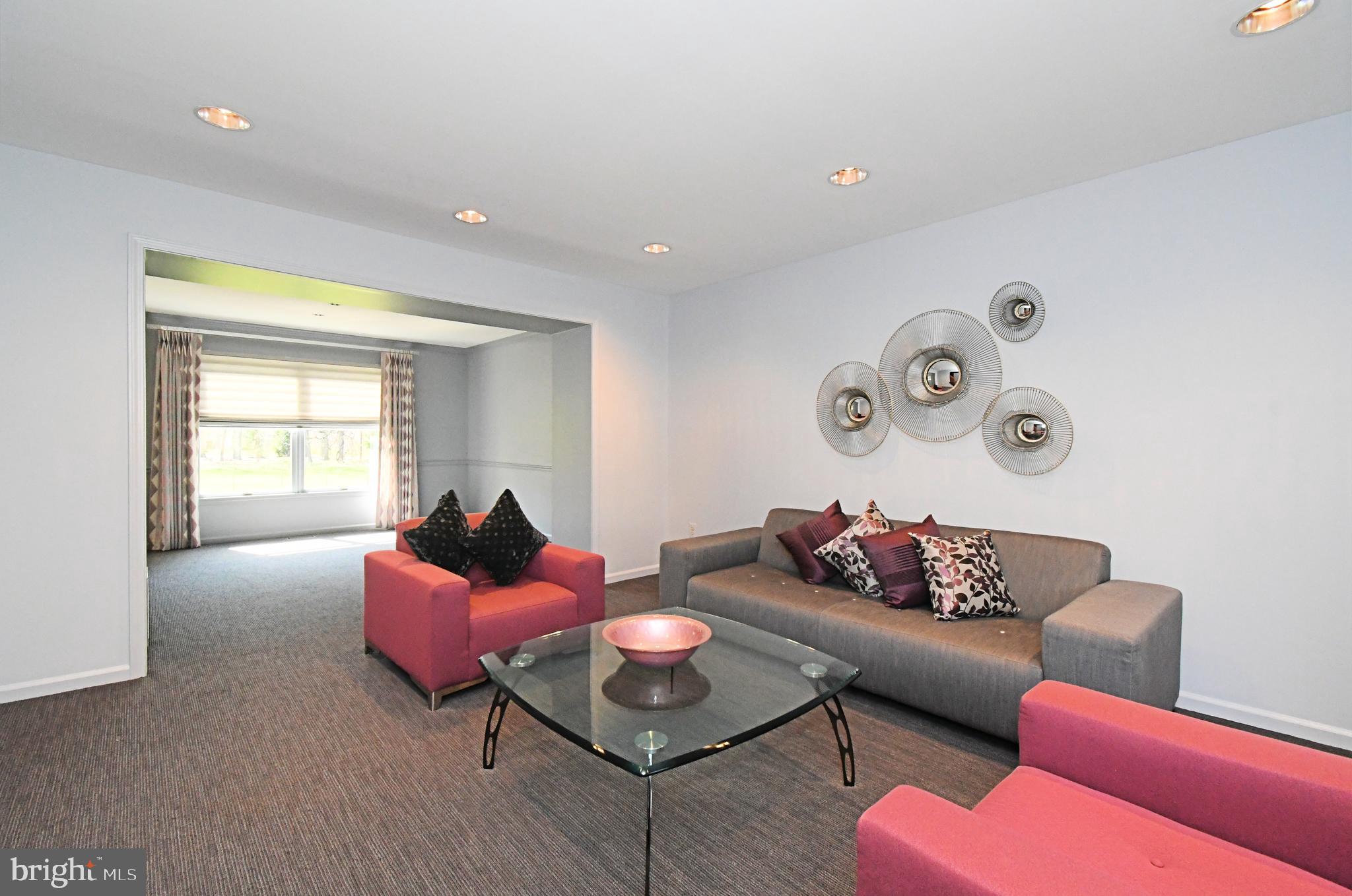 HILLS AT NORTHAMPT - Residential