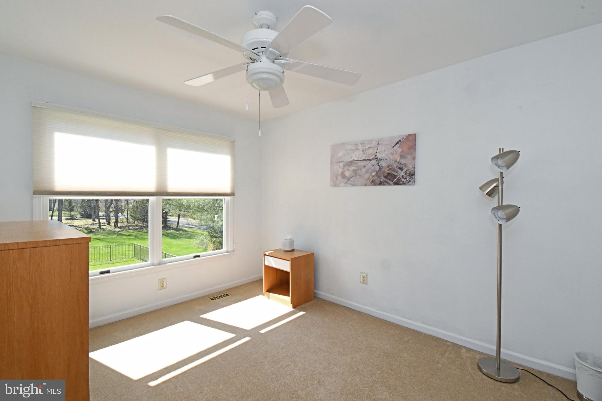 HILLS AT NORTHAMPT - Residential