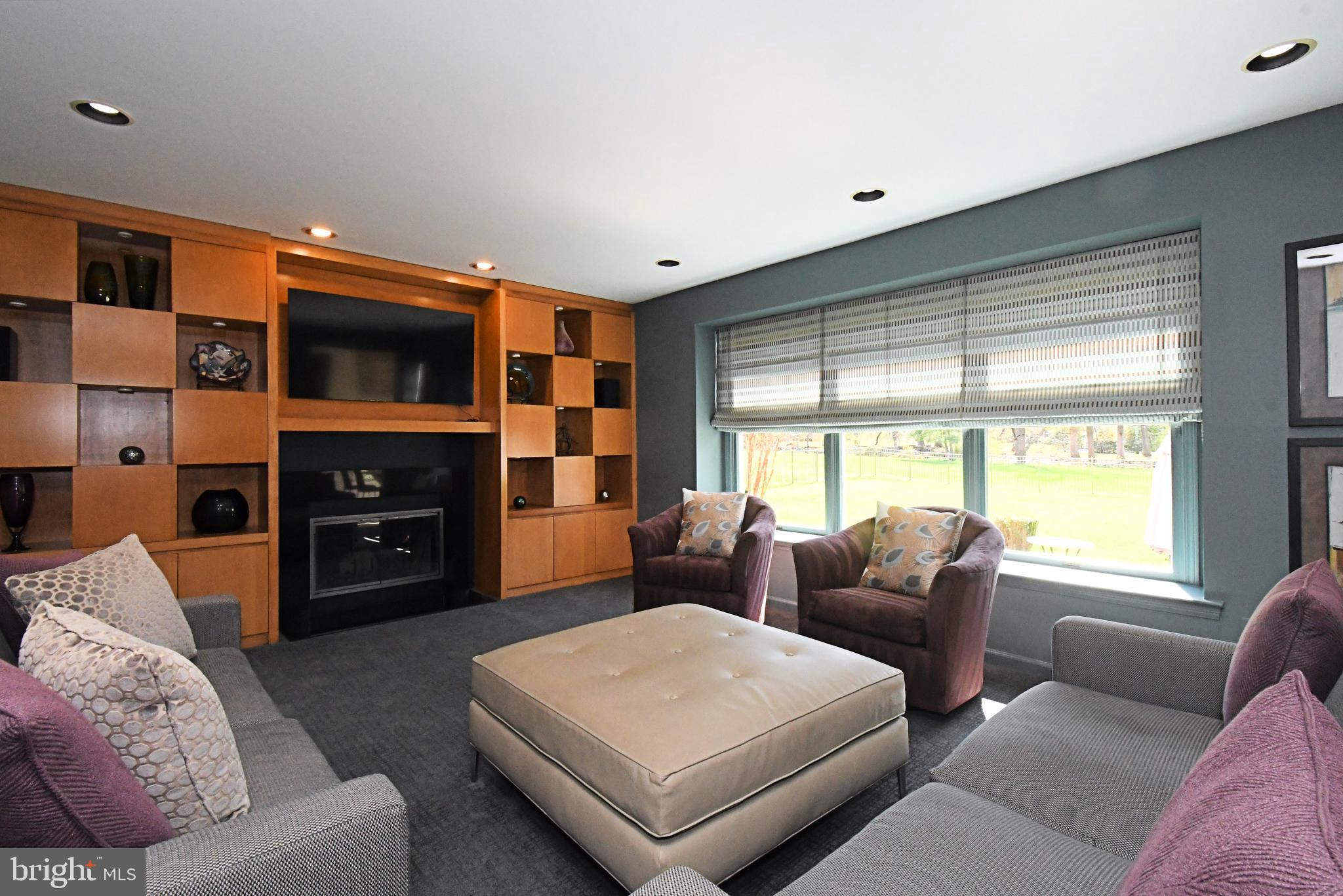 HILLS AT NORTHAMPT - Residential