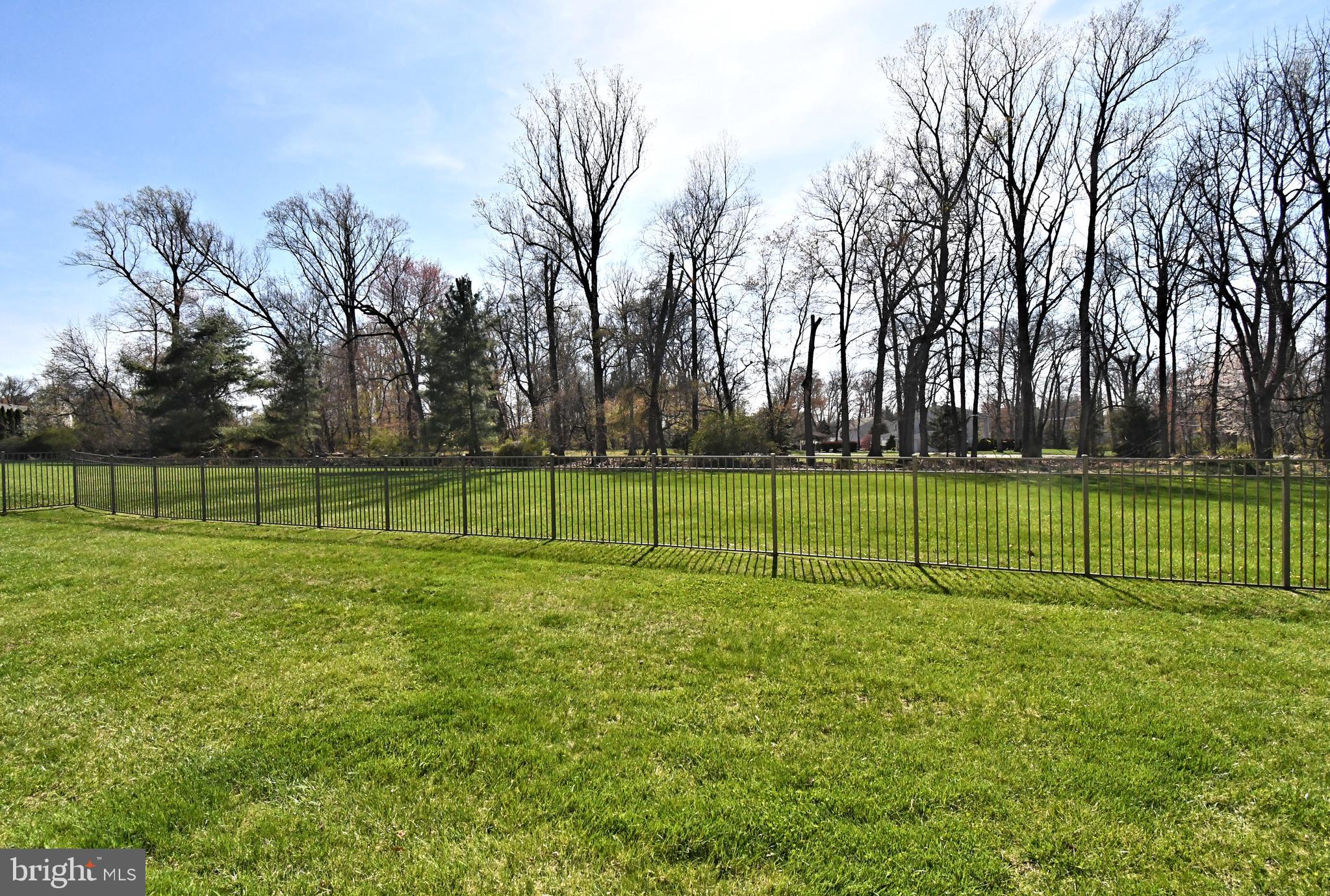 HILLS AT NORTHAMPT - Residential