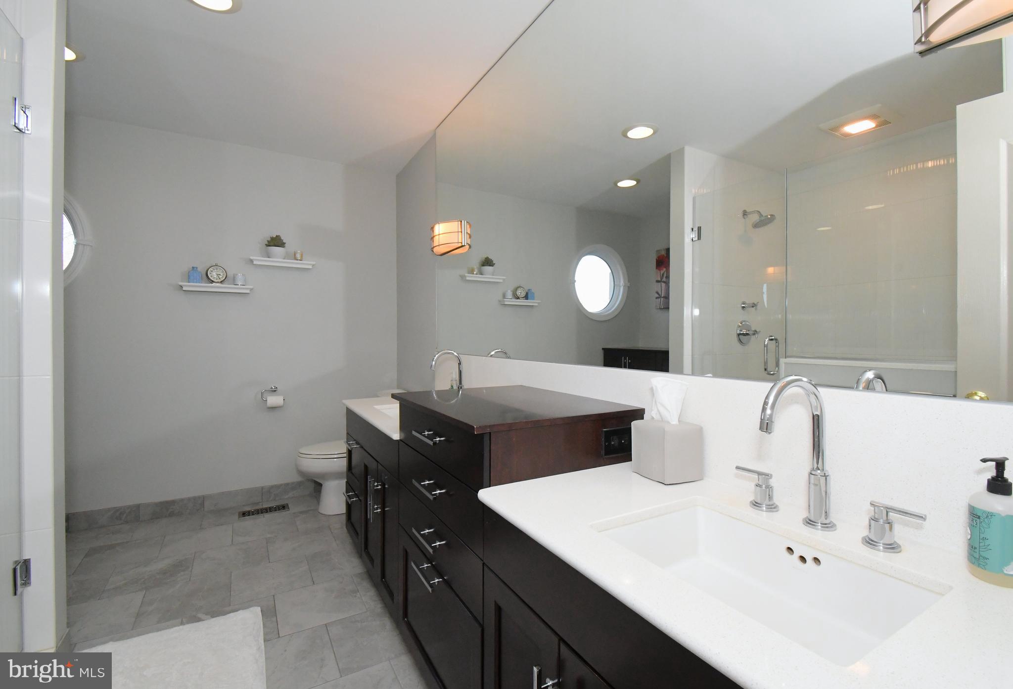 HILLS AT NORTHAMPT - Residential