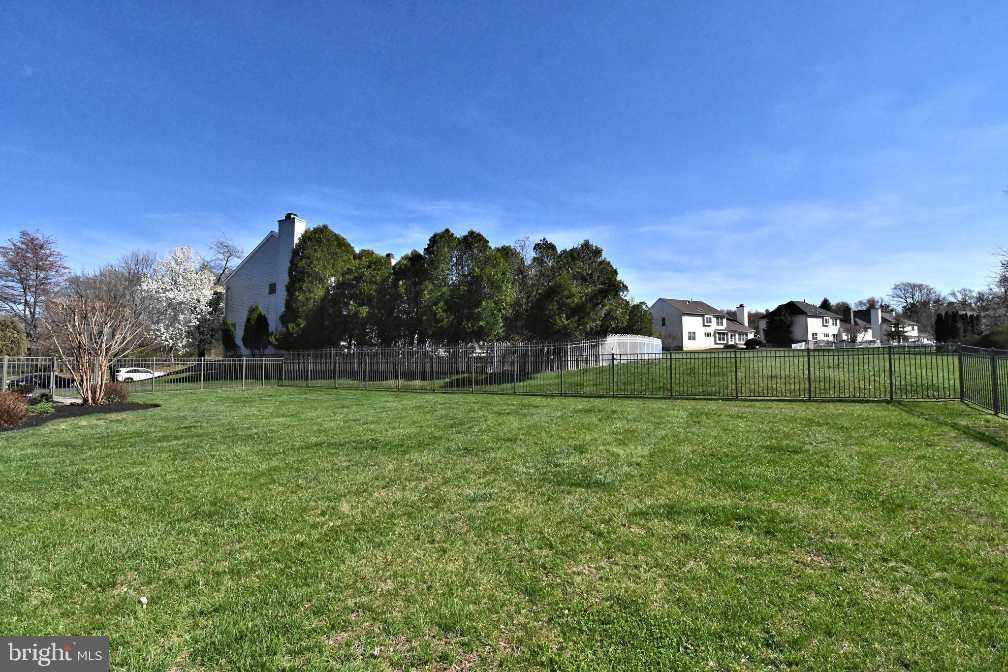 HILLS AT NORTHAMPT - Residential