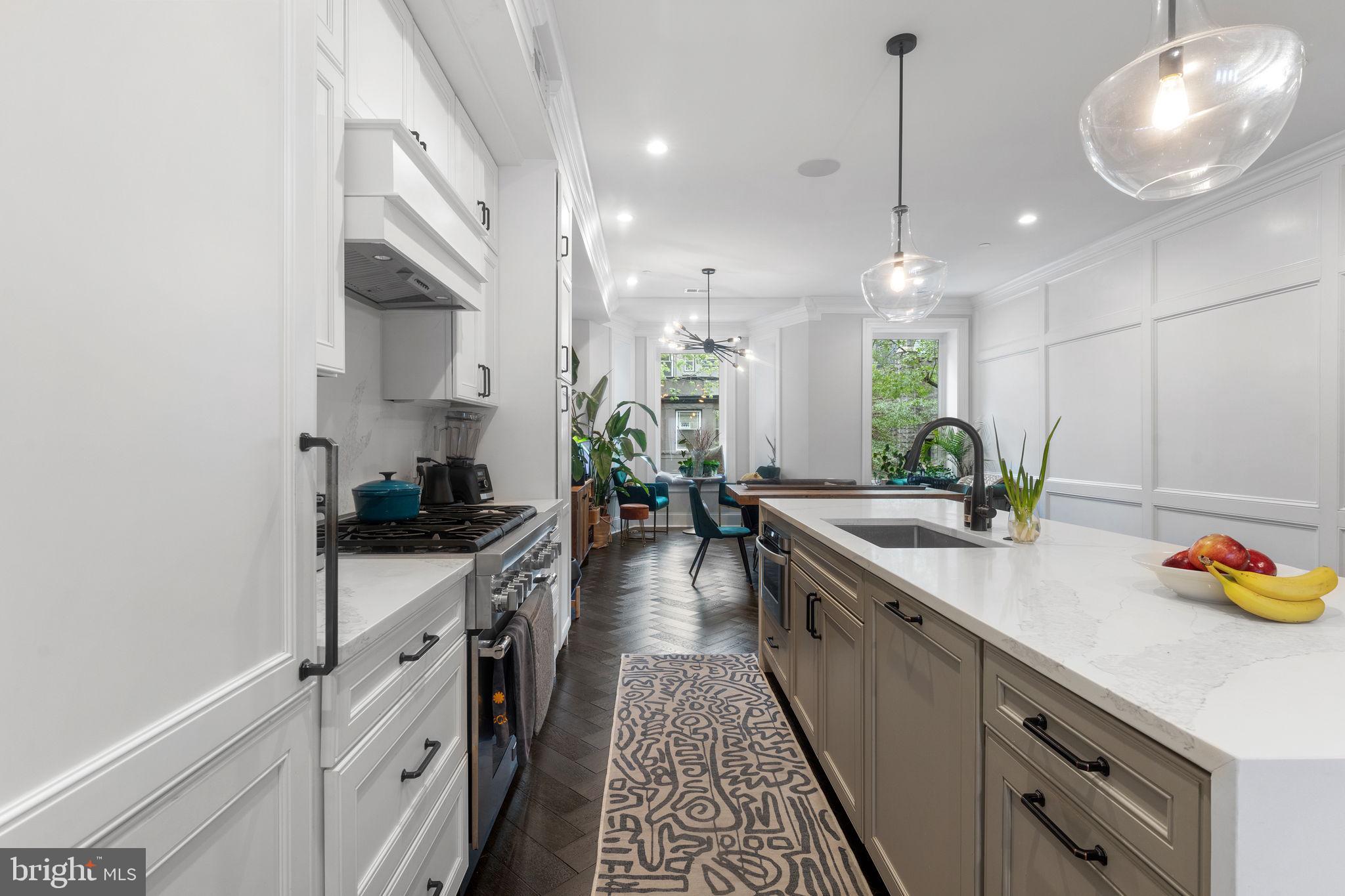 1775 CHURCH STREET NW 8