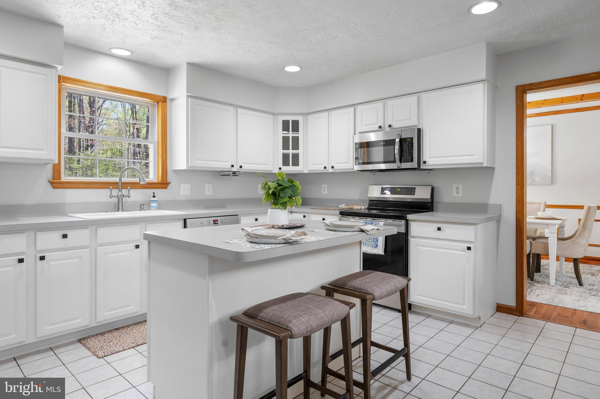 CHERYL HEIGHTS - Residential