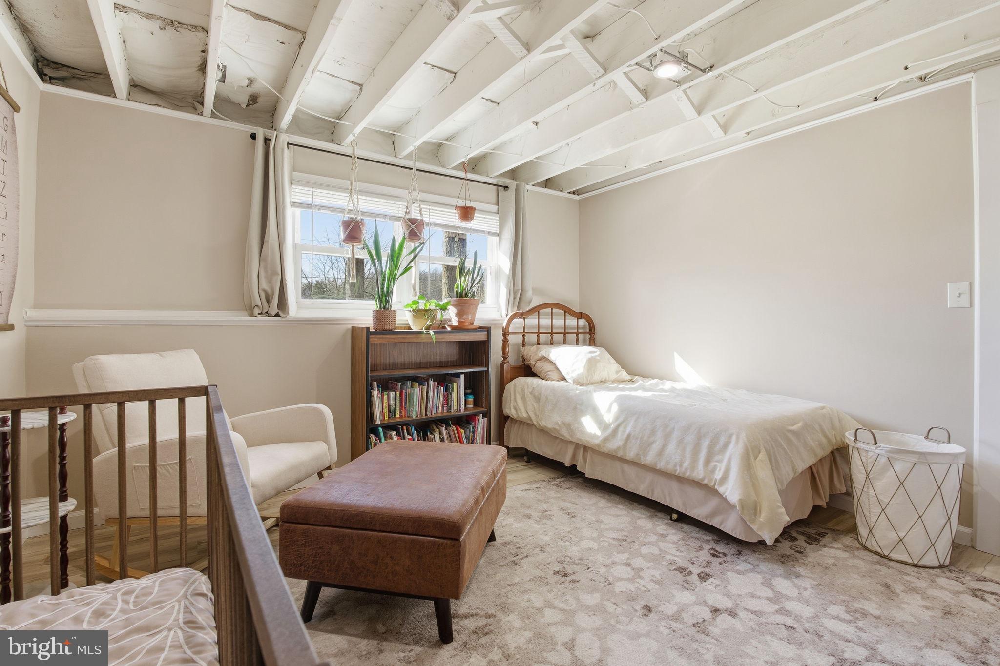 VALE HILLS - Residential