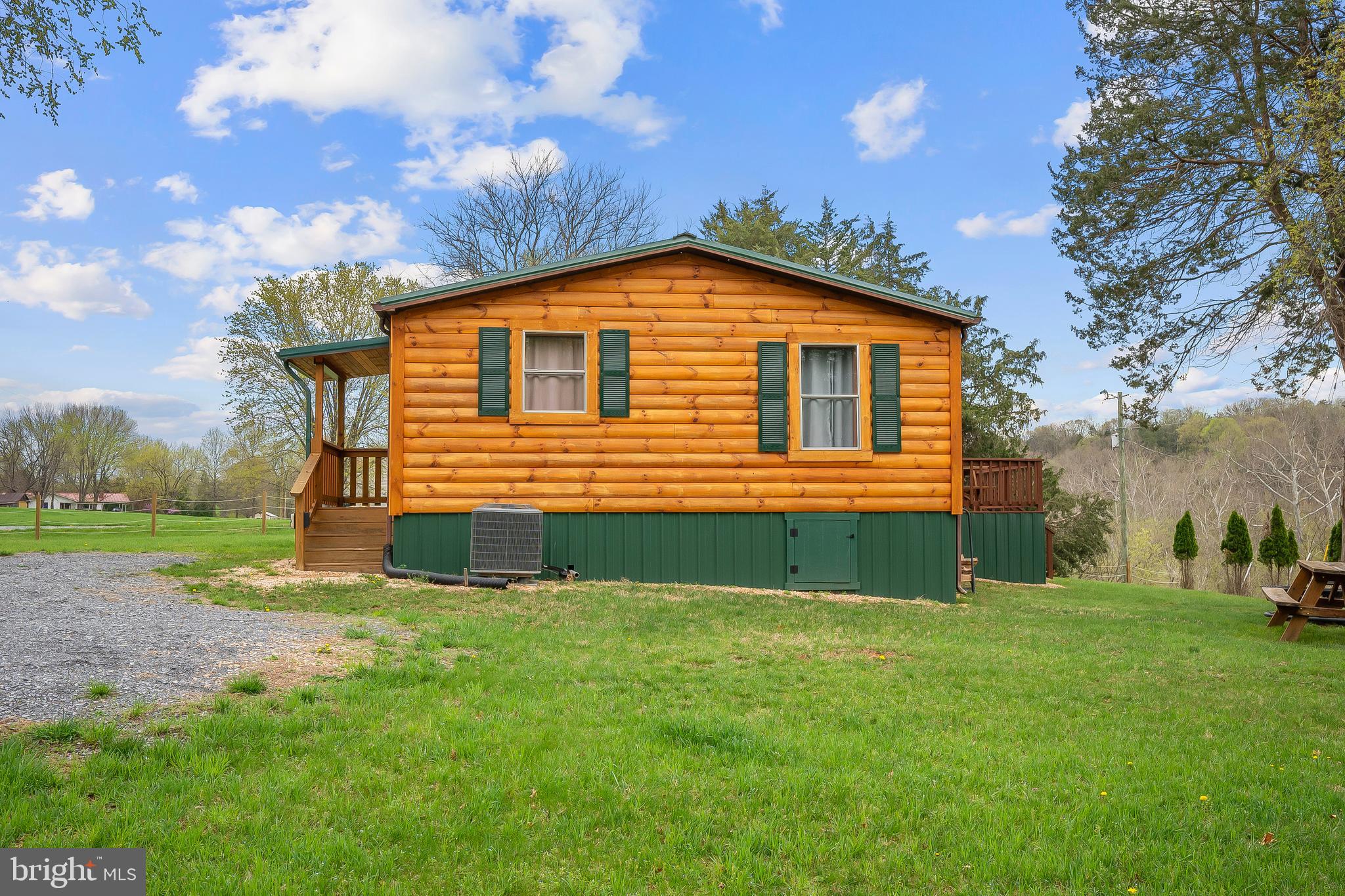 EGYPT BEND ESTATES - Residential