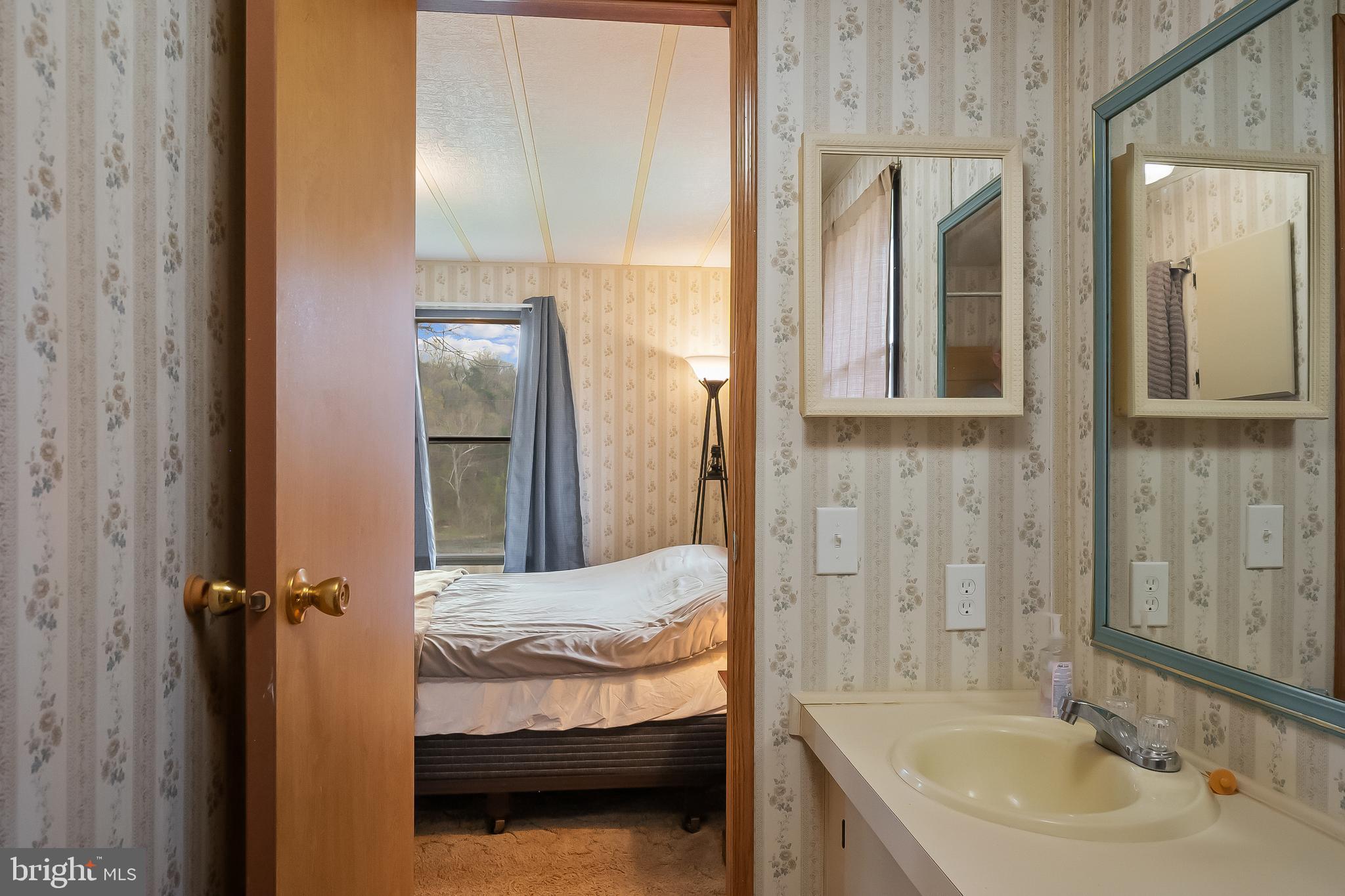 EGYPT BEND ESTATES - Residential