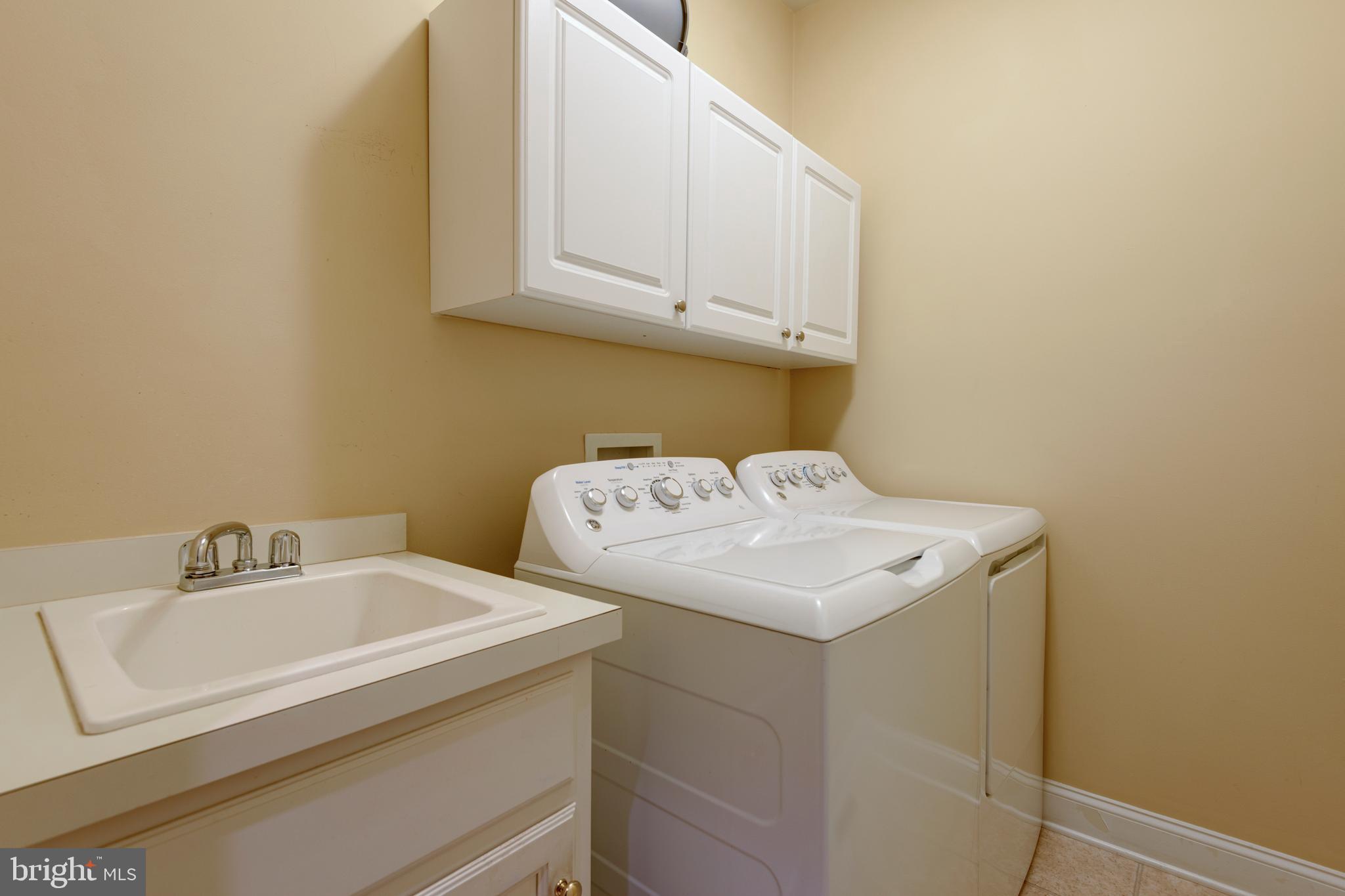 APPLEBROOK - Residential