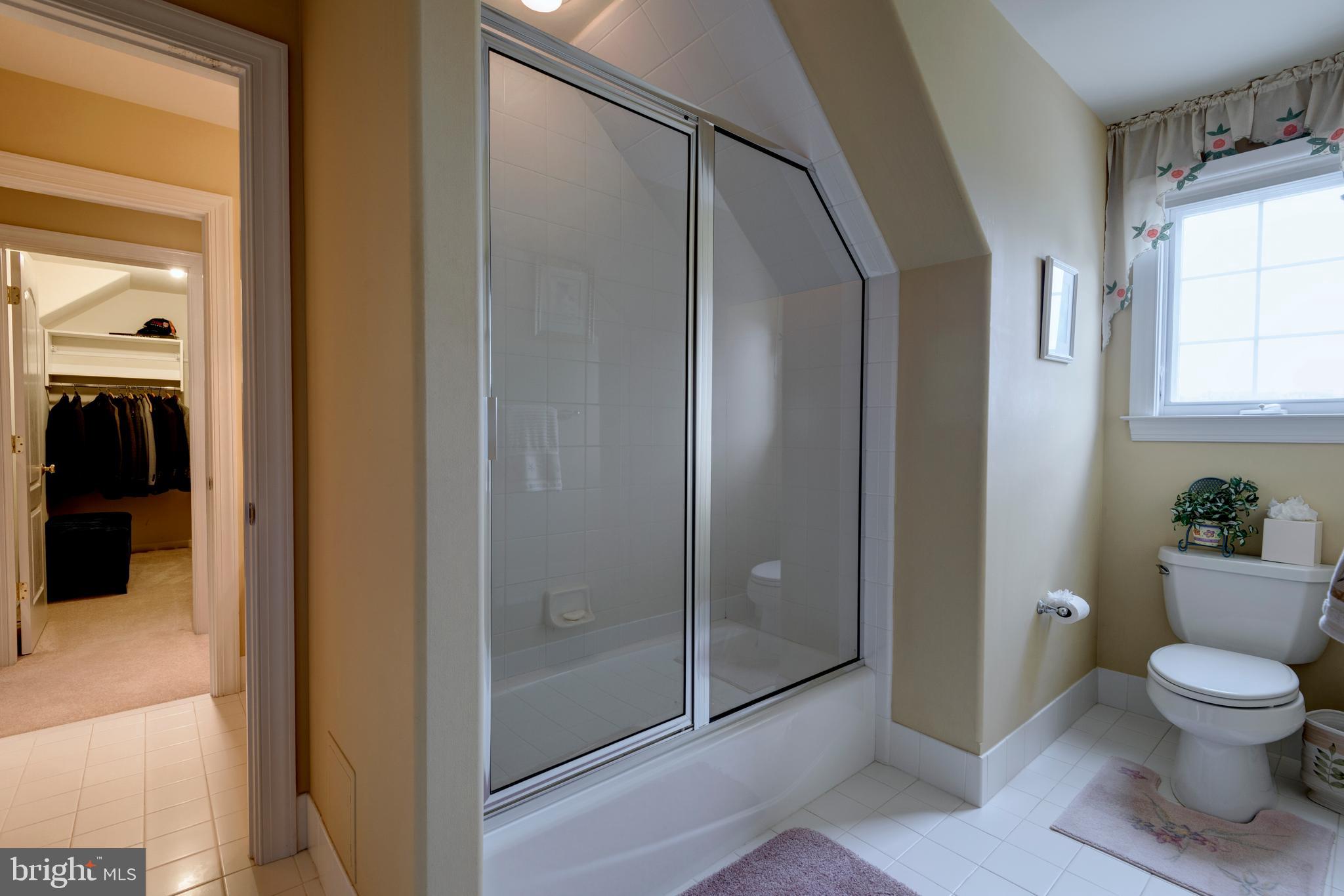 APPLEBROOK - Residential