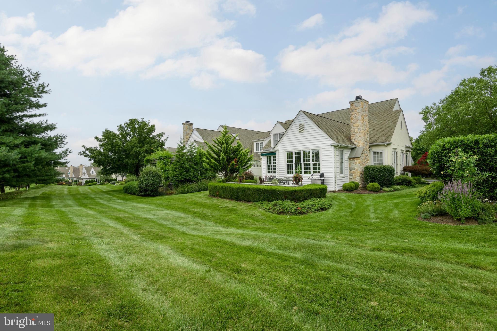 APPLEBROOK - Residential