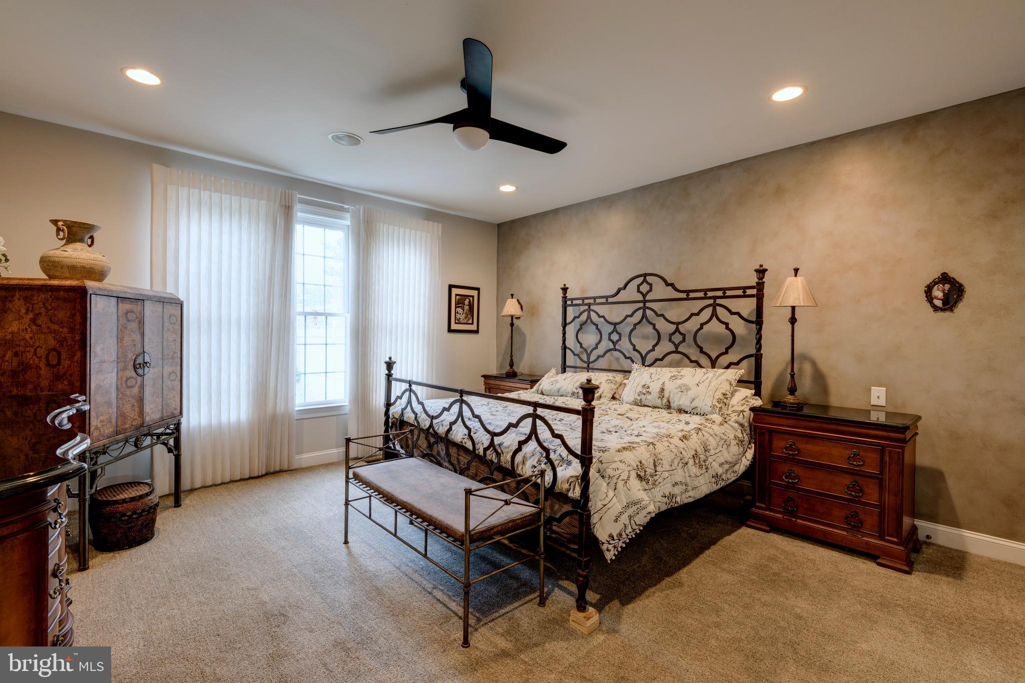 APPLEBROOK - Residential