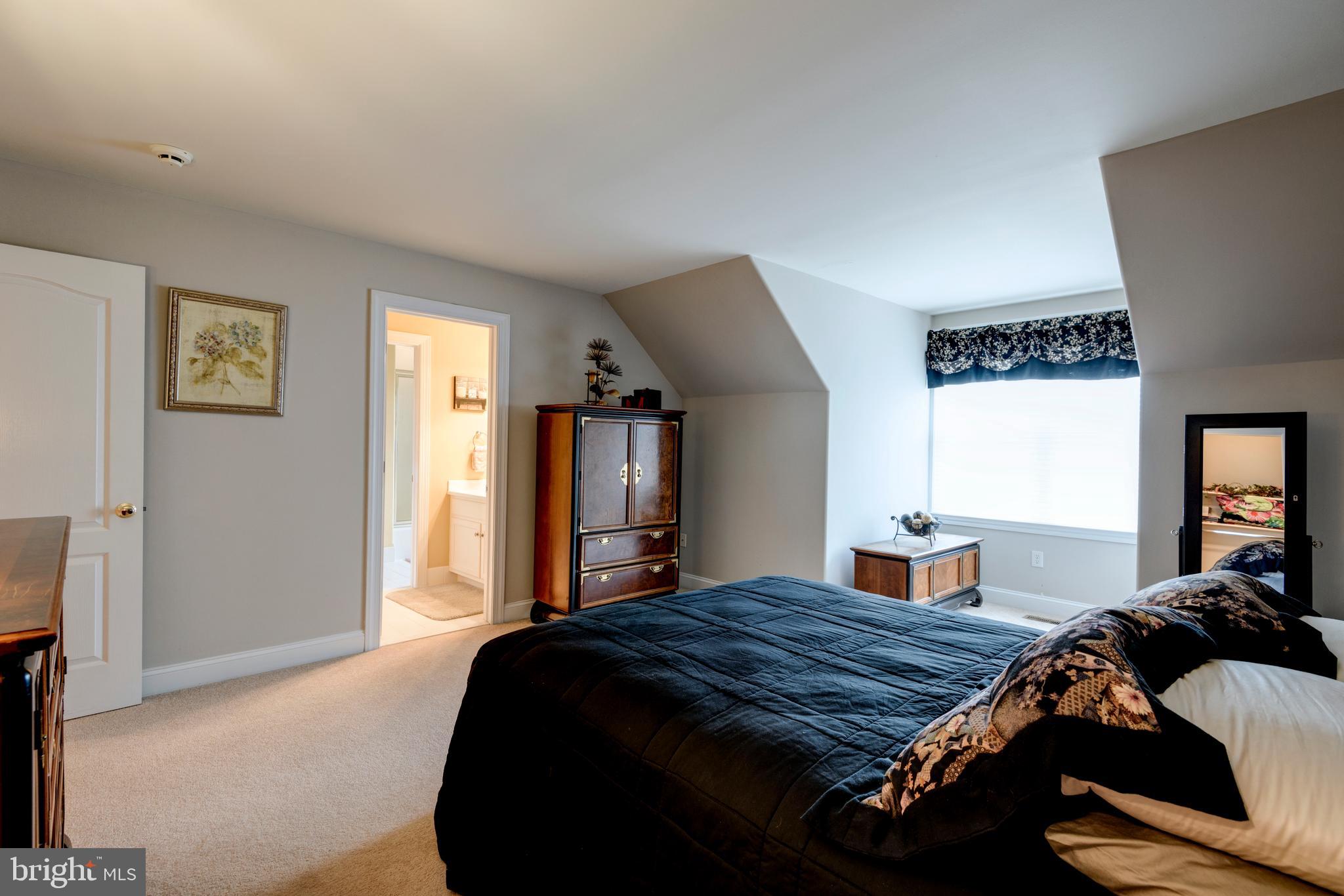 APPLEBROOK - Residential