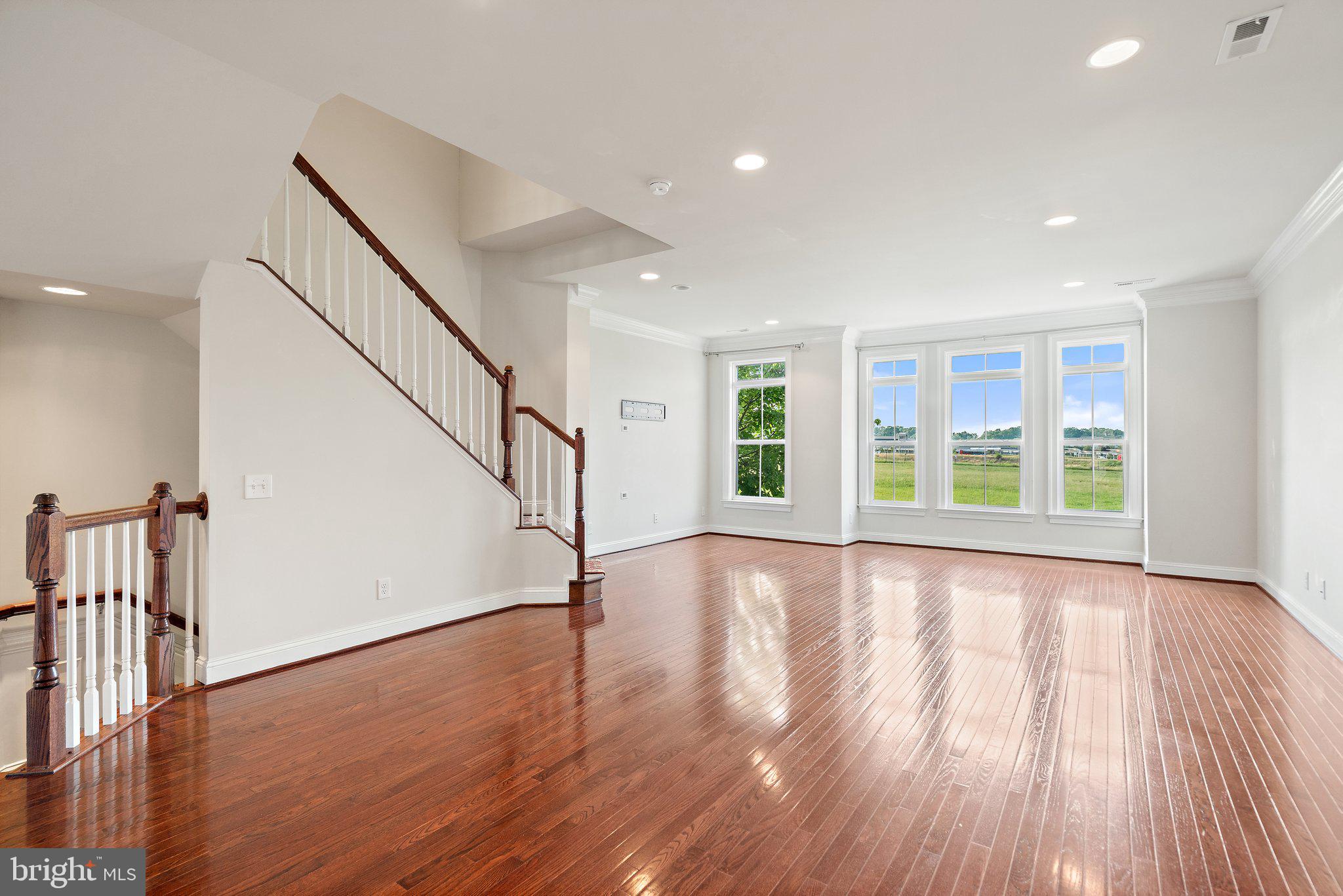 METROWEST - Residential