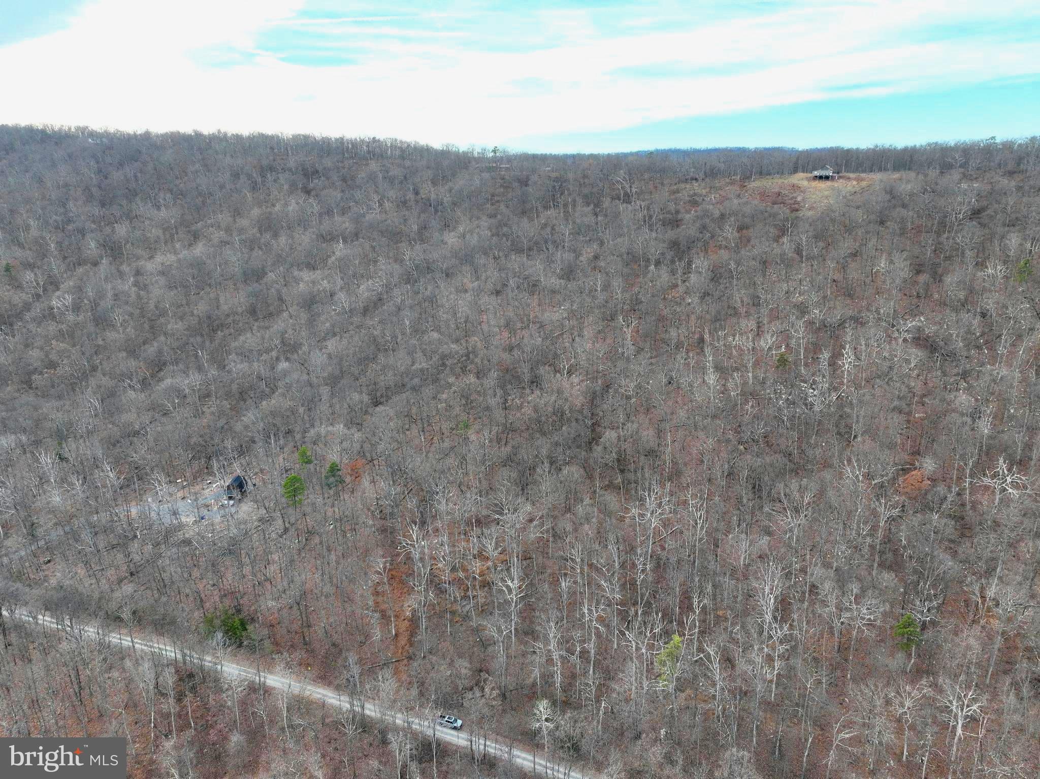 EAGLE MOUNTAIN - Land