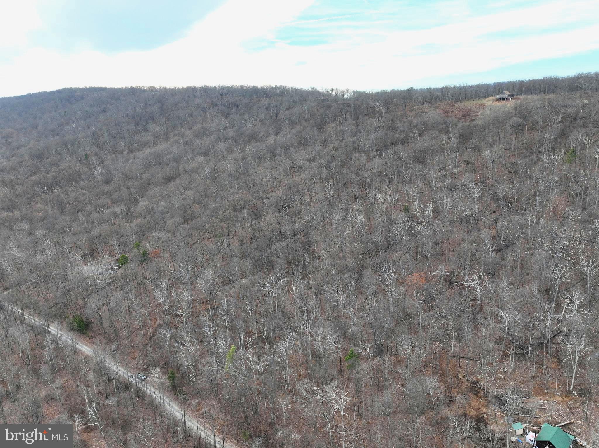 EAGLE MOUNTAIN - Land